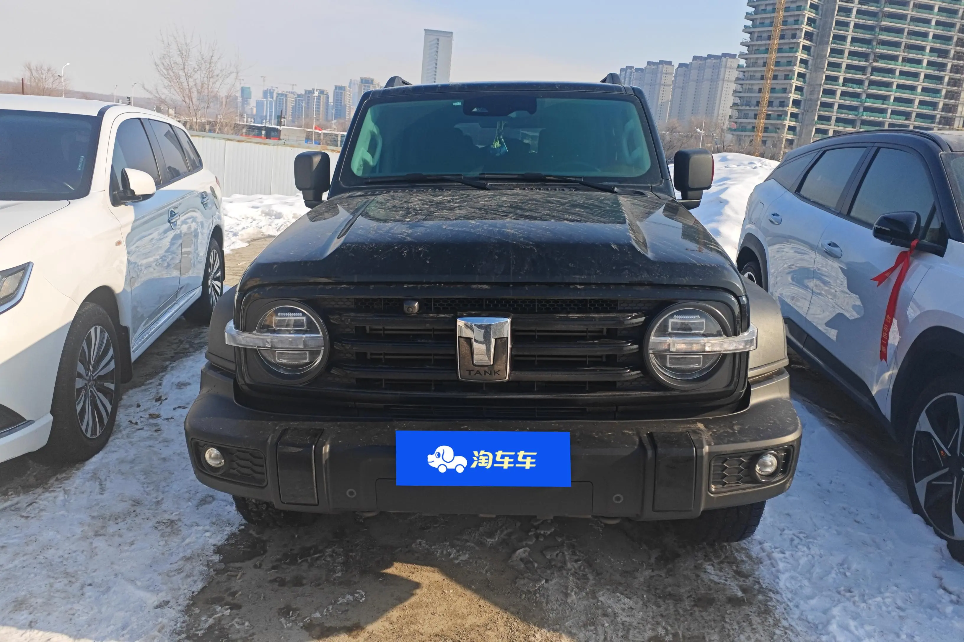 Tank 300  из Китая