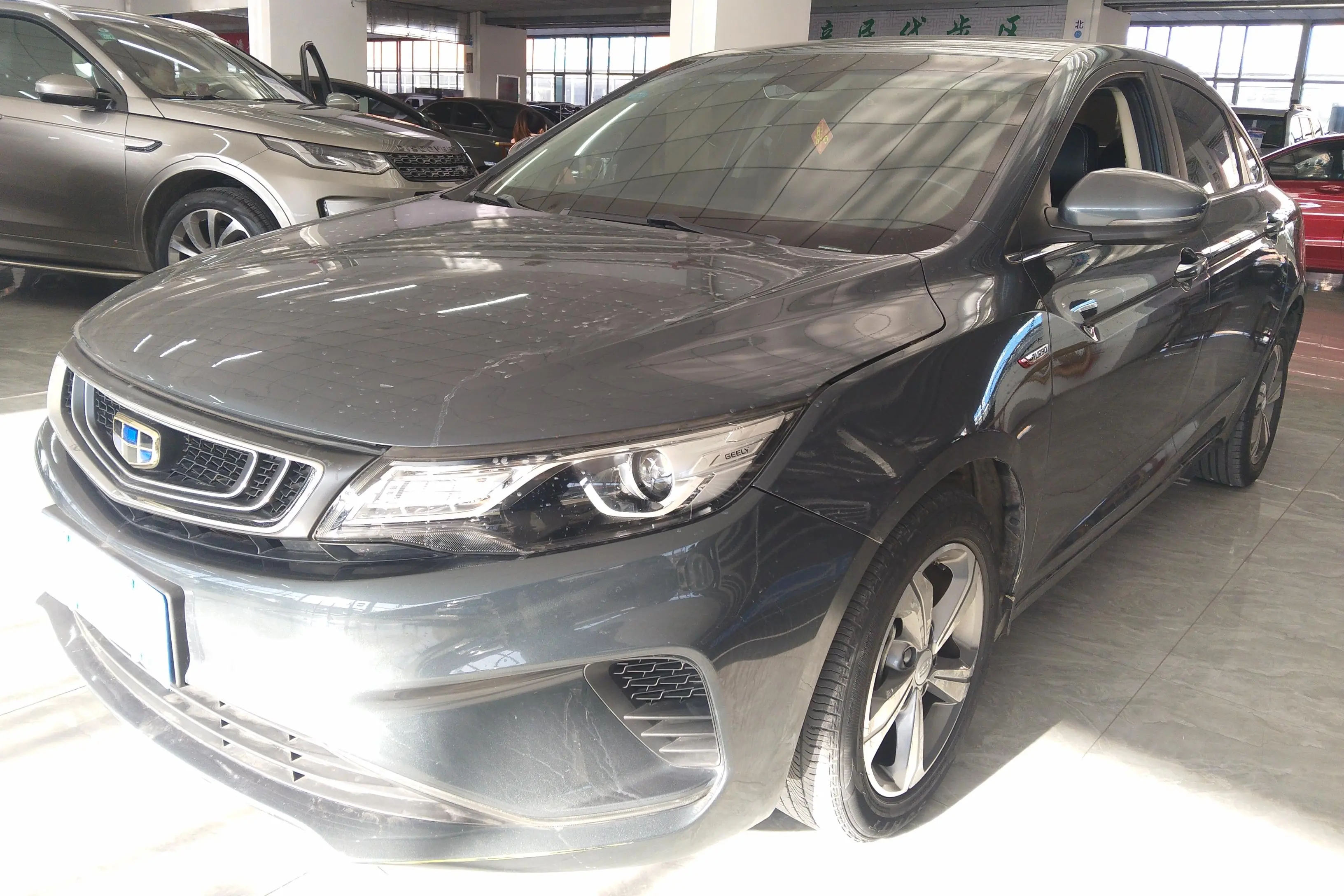 Geely Emgrand GL  из Китая