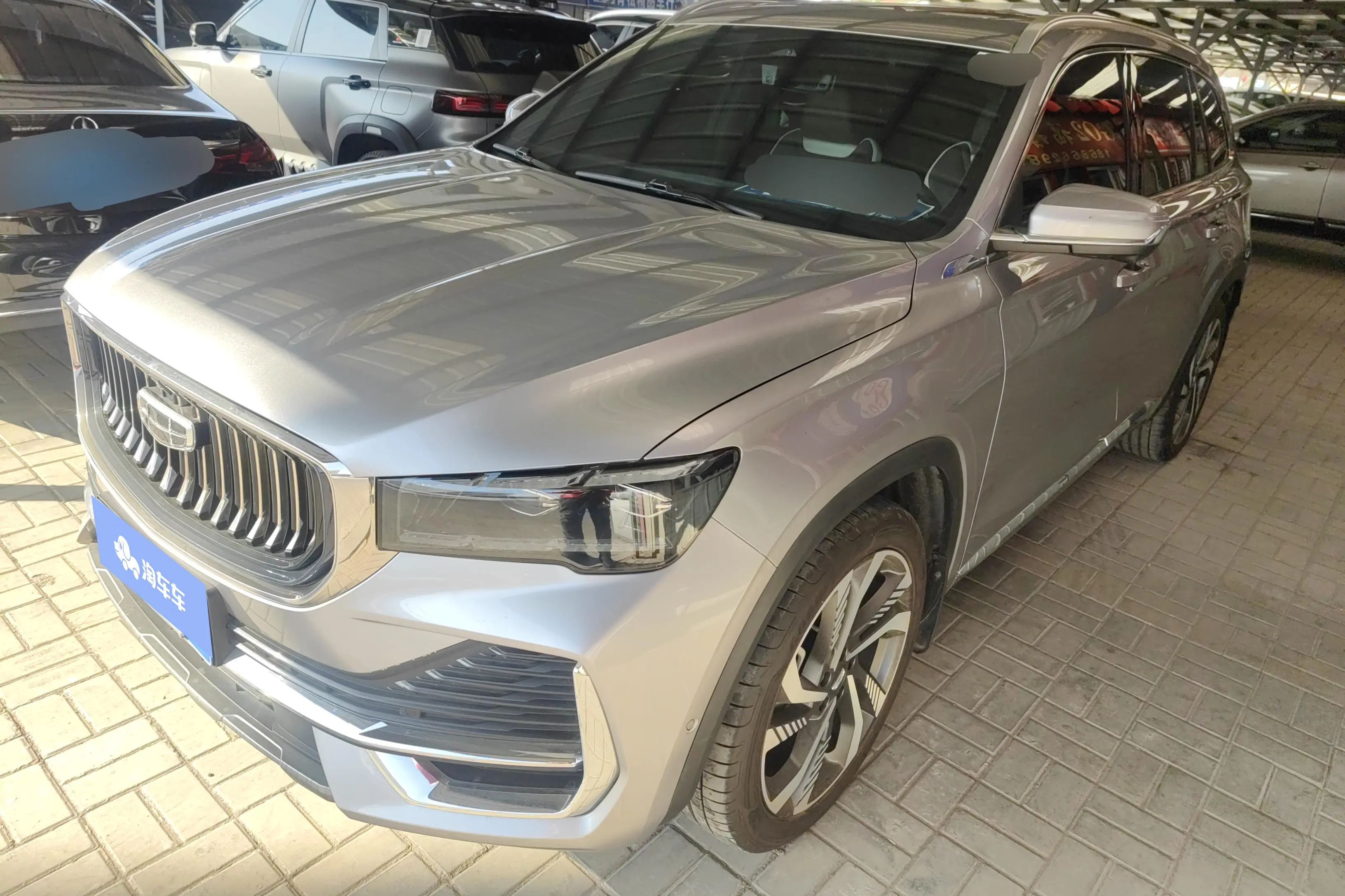 Geely Monjaro (Xingyue L)  из Китая