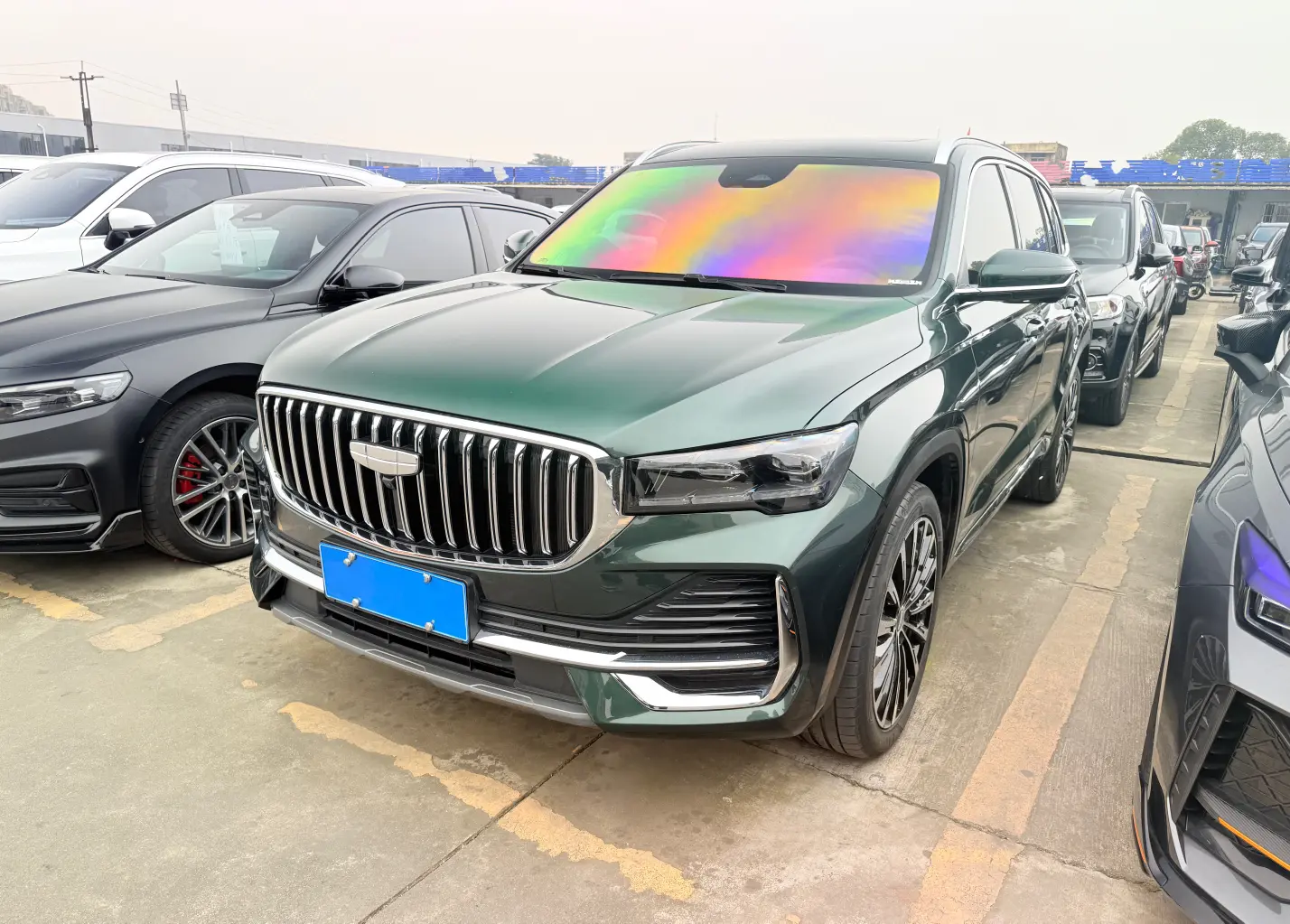 Geely Monjaro (Xingyue L)  из Китая