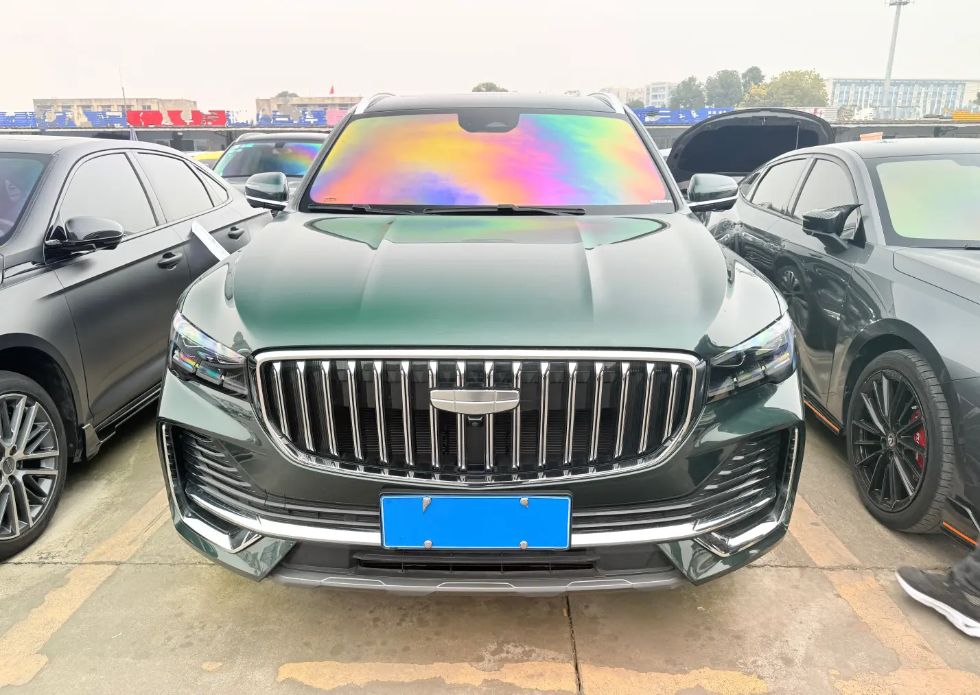 Geely Monjaro (Xingyue L)  из Китая