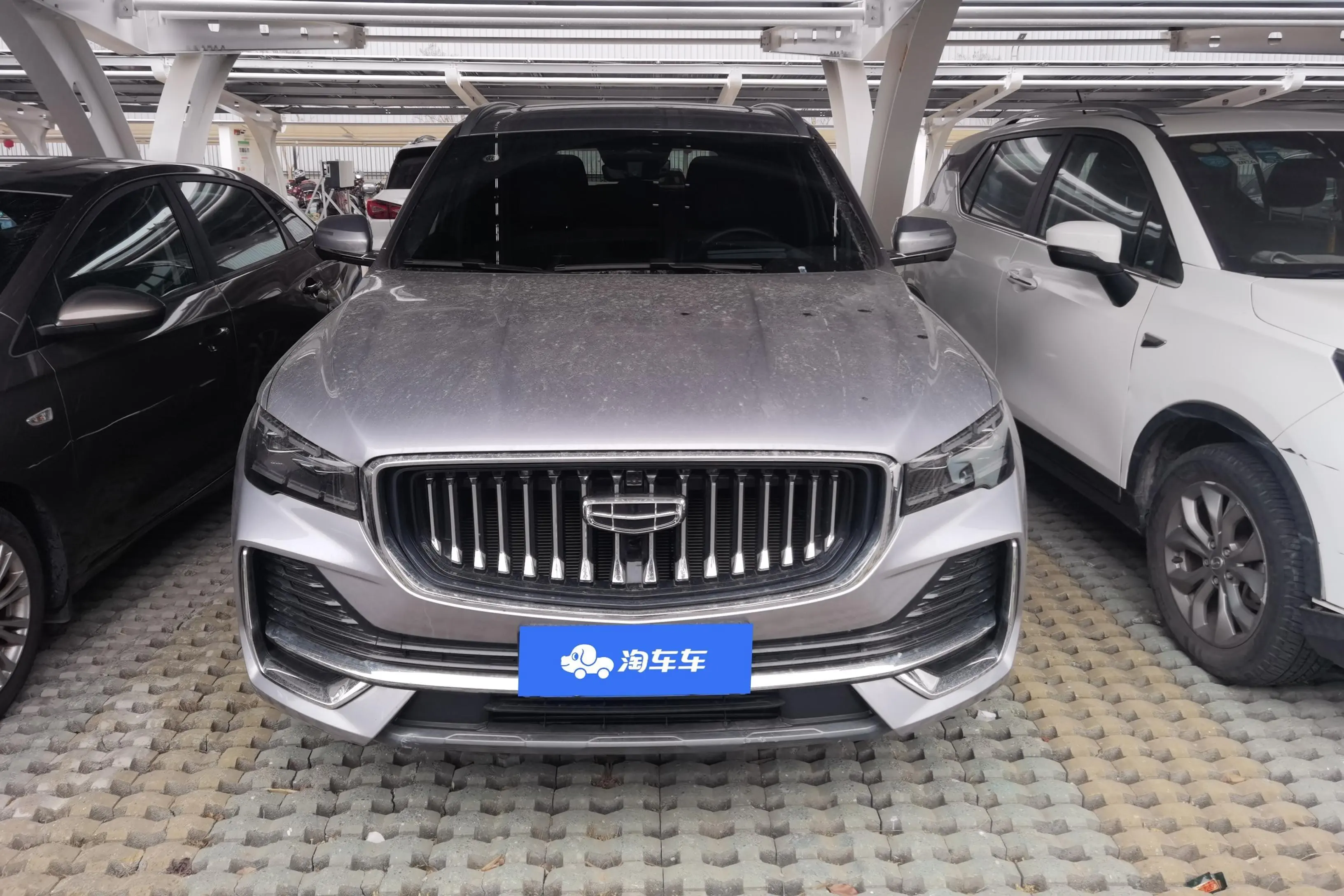 Geely Monjaro (Xingyue L)  из Китая