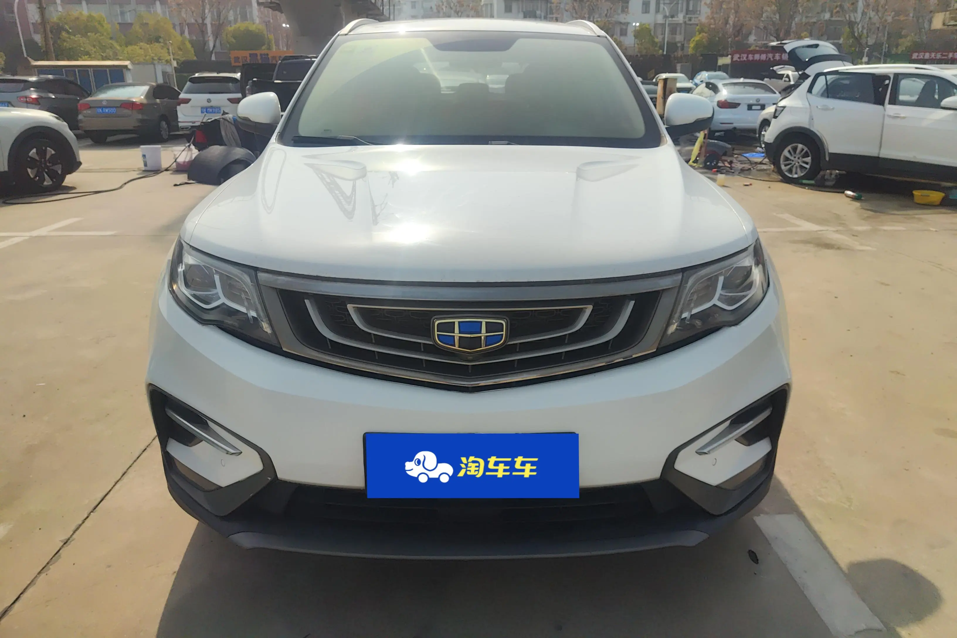 Geely Atlas (Boyue)  из Китая