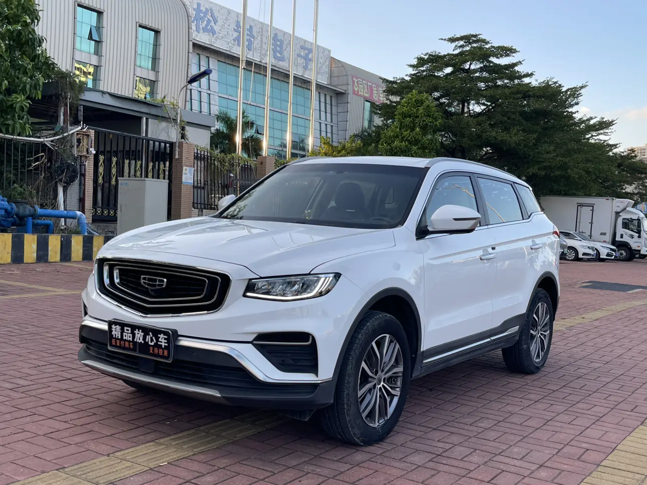 Geely Atlas (Boyue)  из Китая