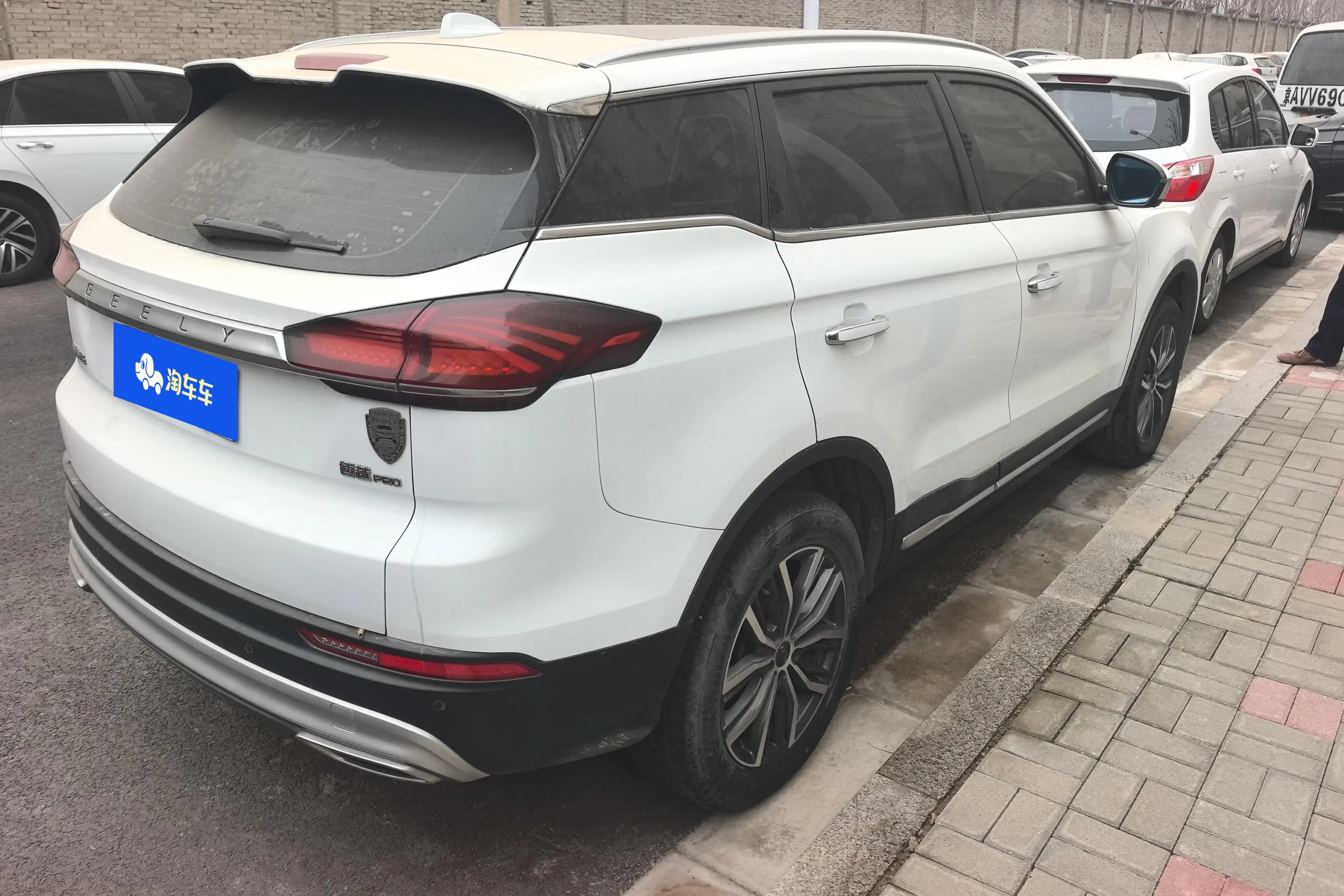 Geely Atlas (Boyue)  из Китая
