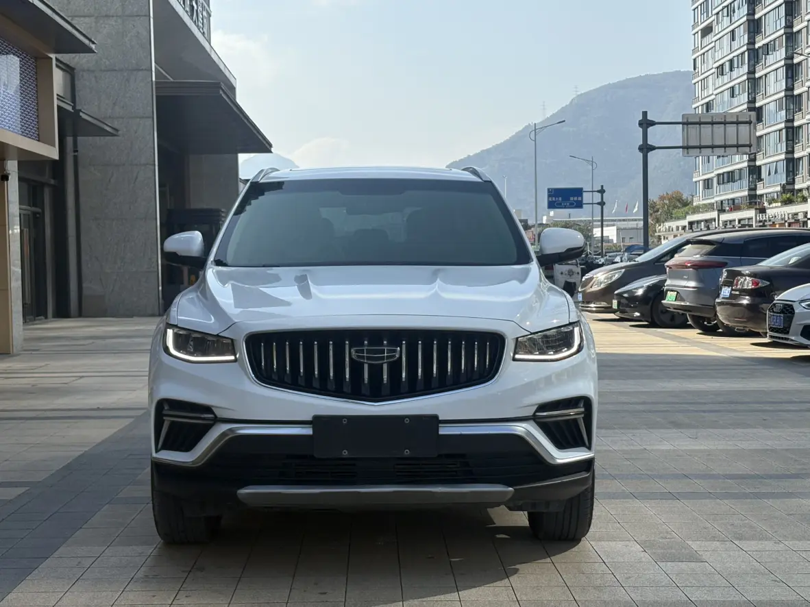 Geely Atlas (Boyue)  из Китая