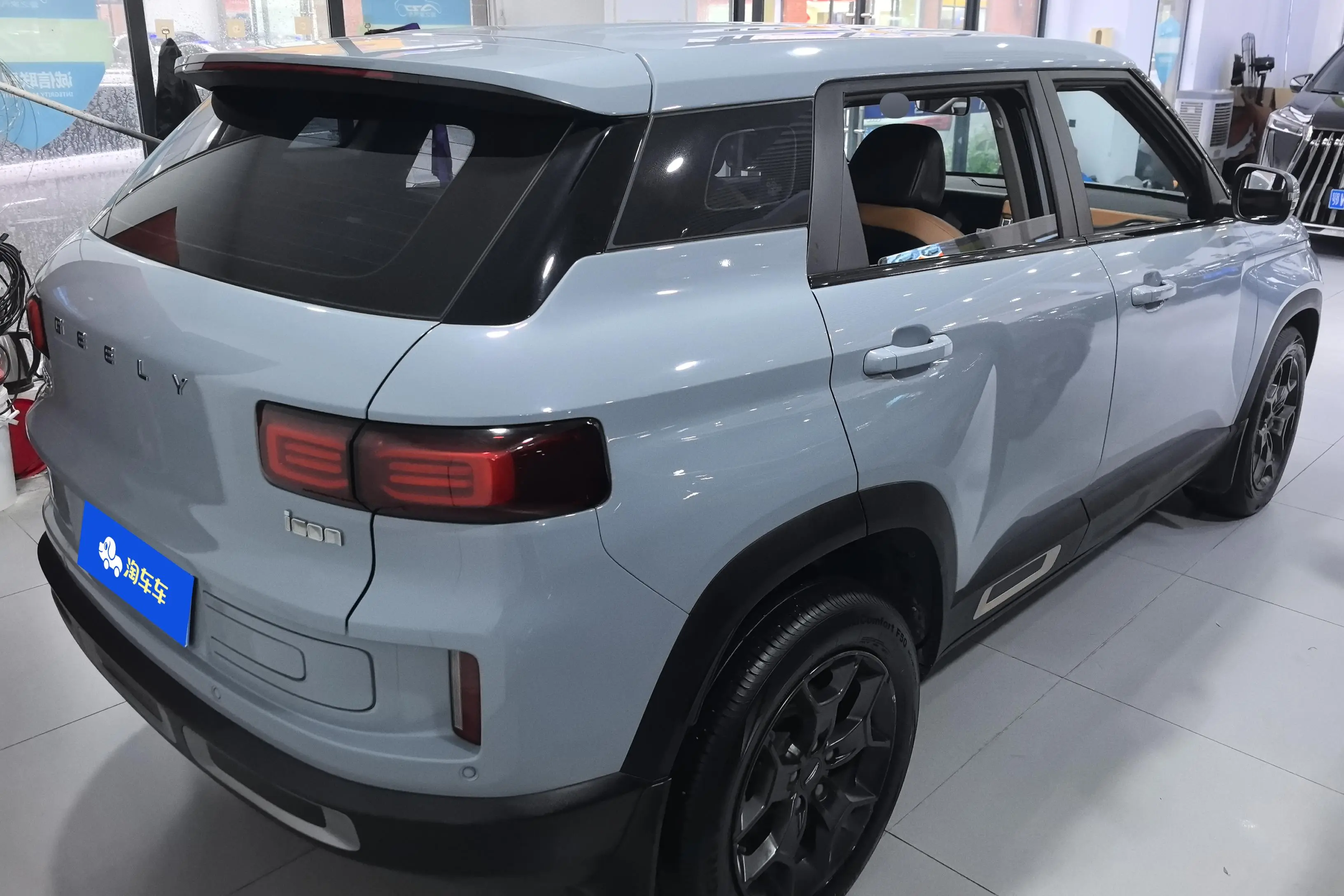 Geely ICON  из Китая