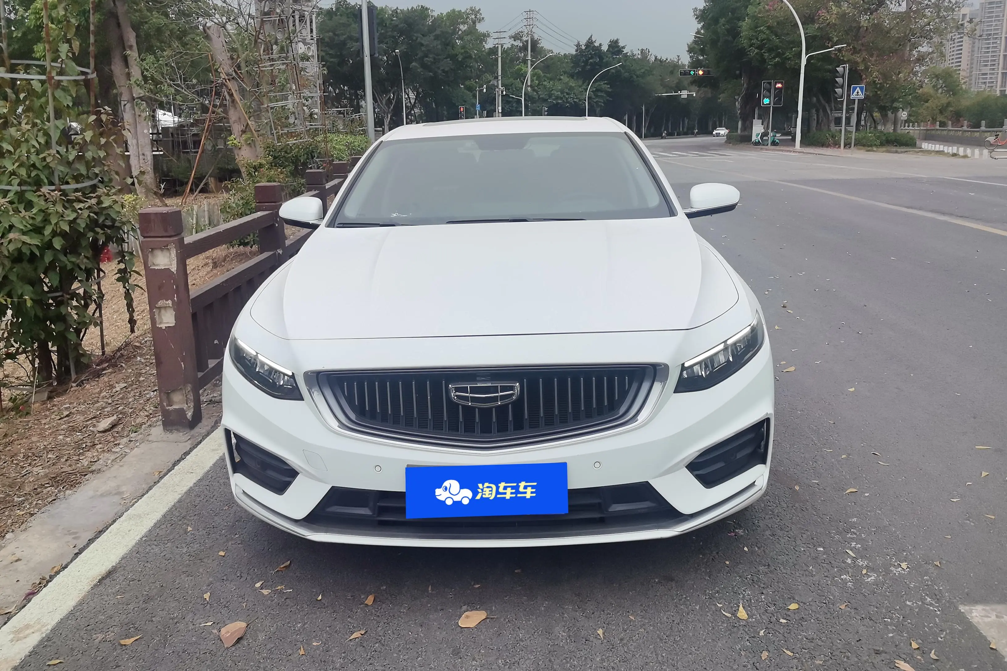 Geely Xing Rui  из Китая