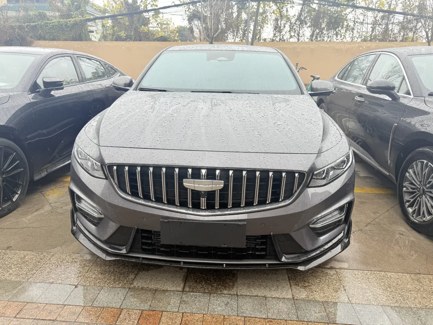 Geely Xing Rui  из Китая