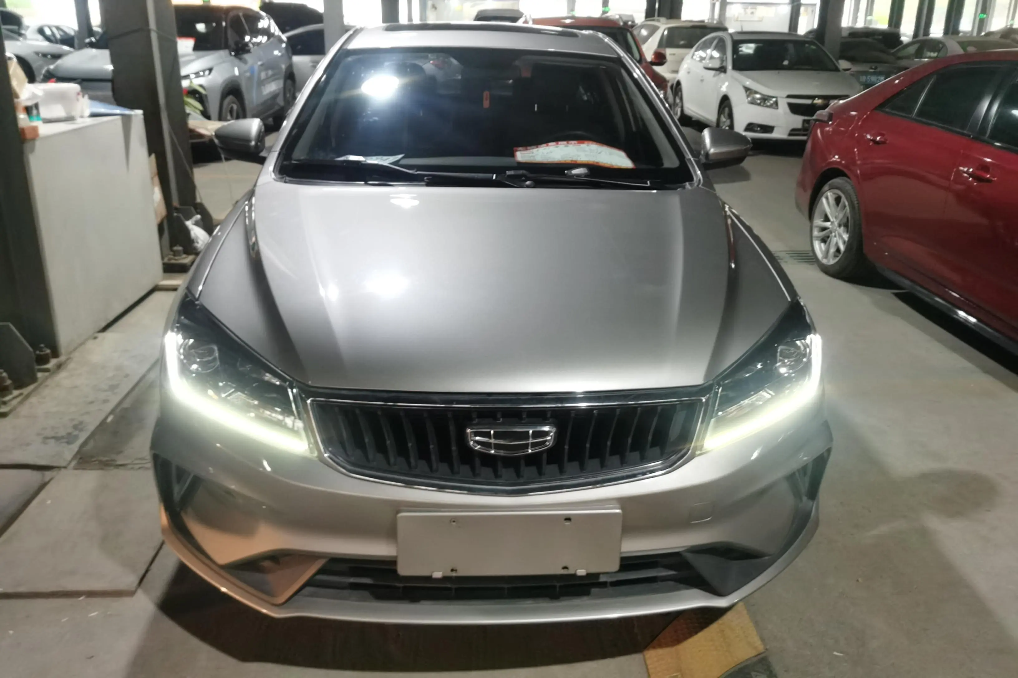 Geely Emgrand  из Китая