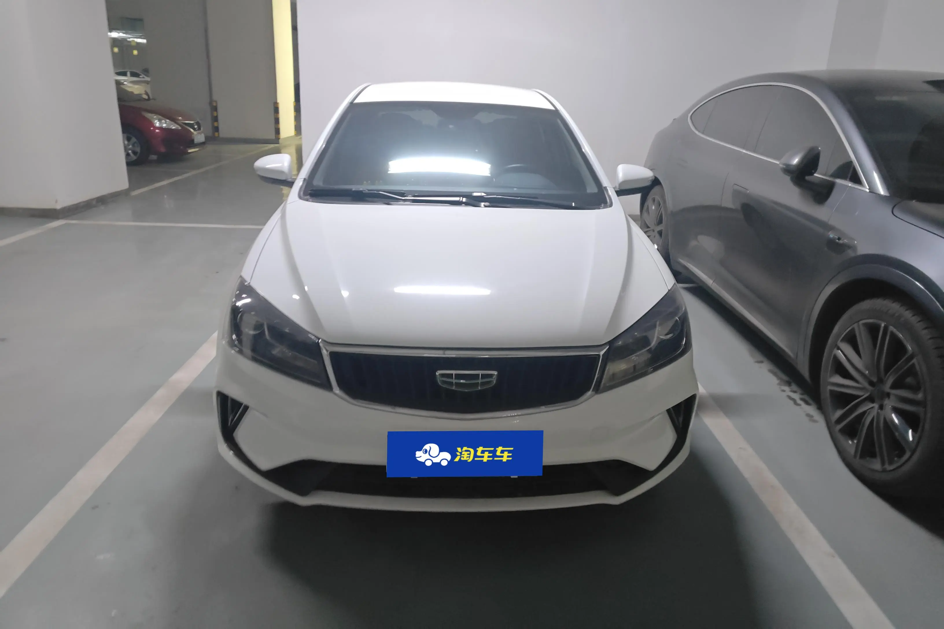 Geely Emgrand  из Китая