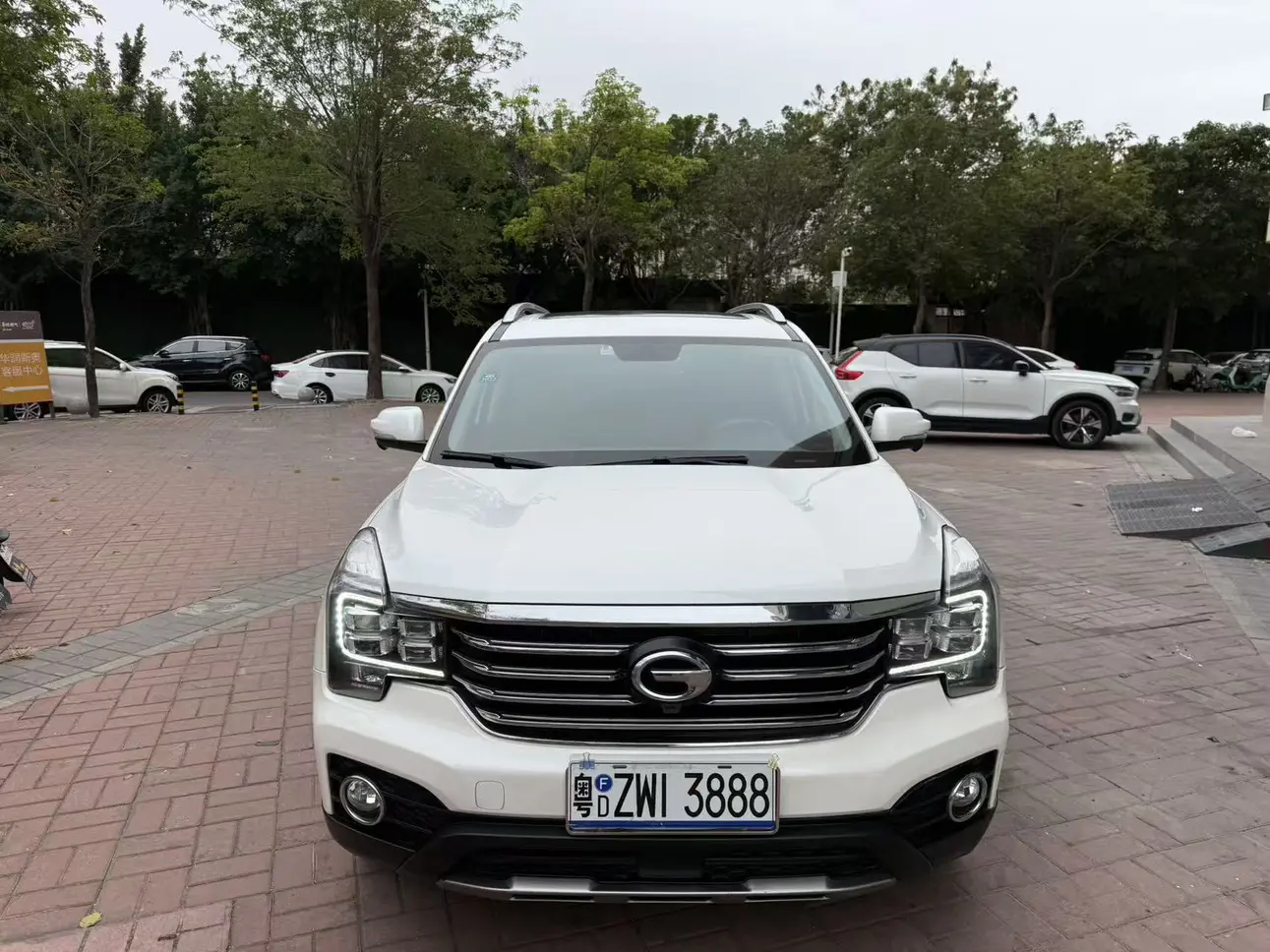 GAC Trumpchi GS7  из Китая
