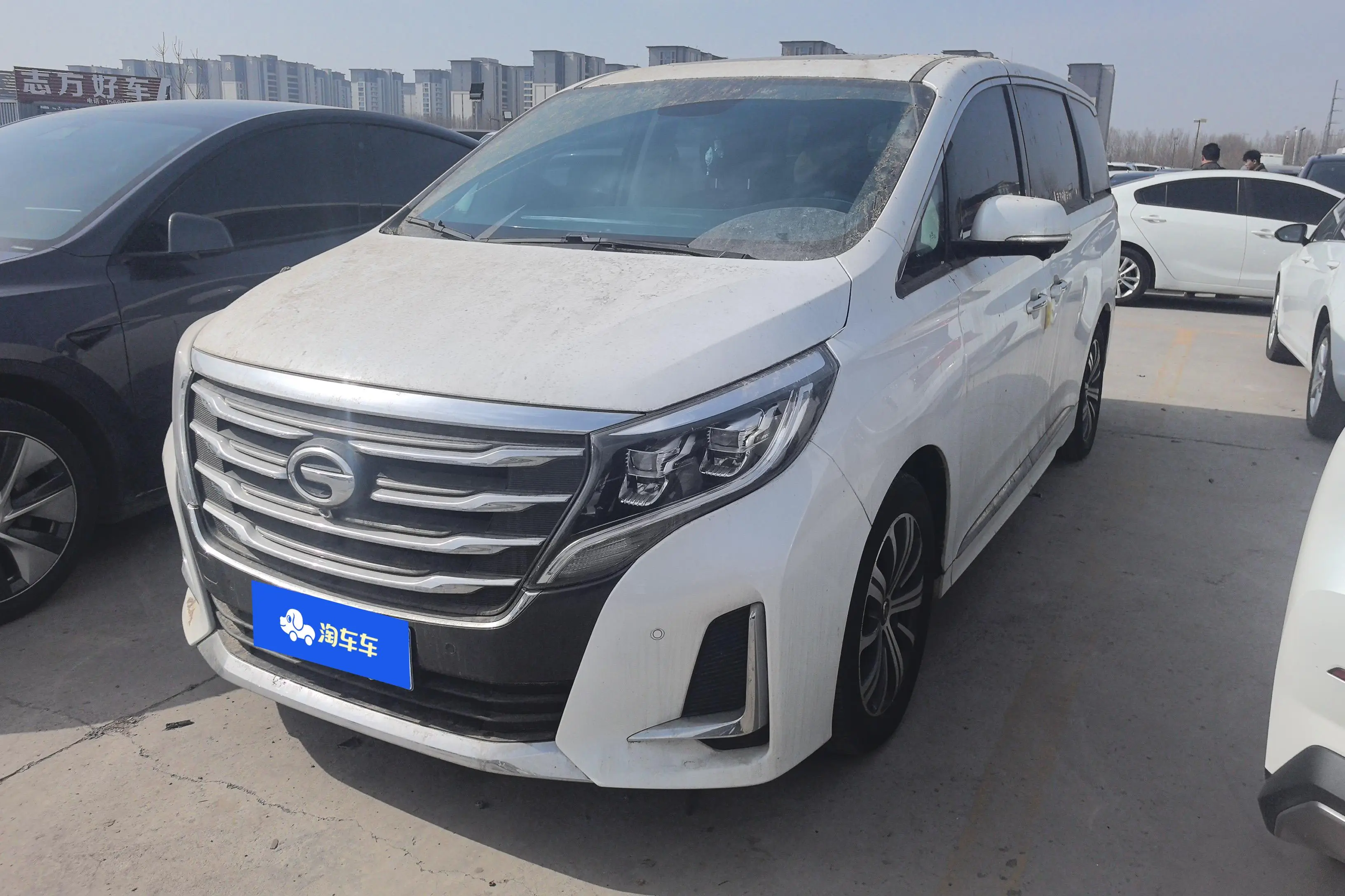 GAC Trumpchi M8  из Китая