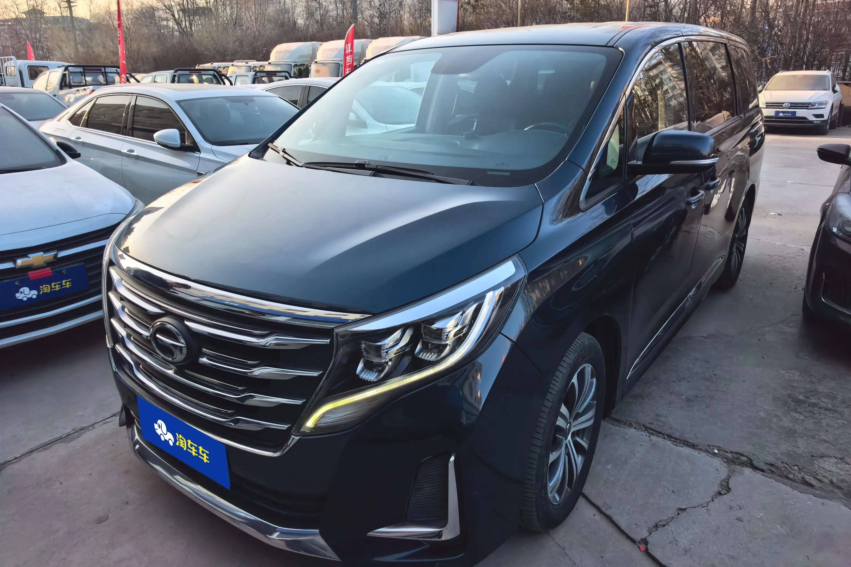 GAC Trumpchi M8  из Китая