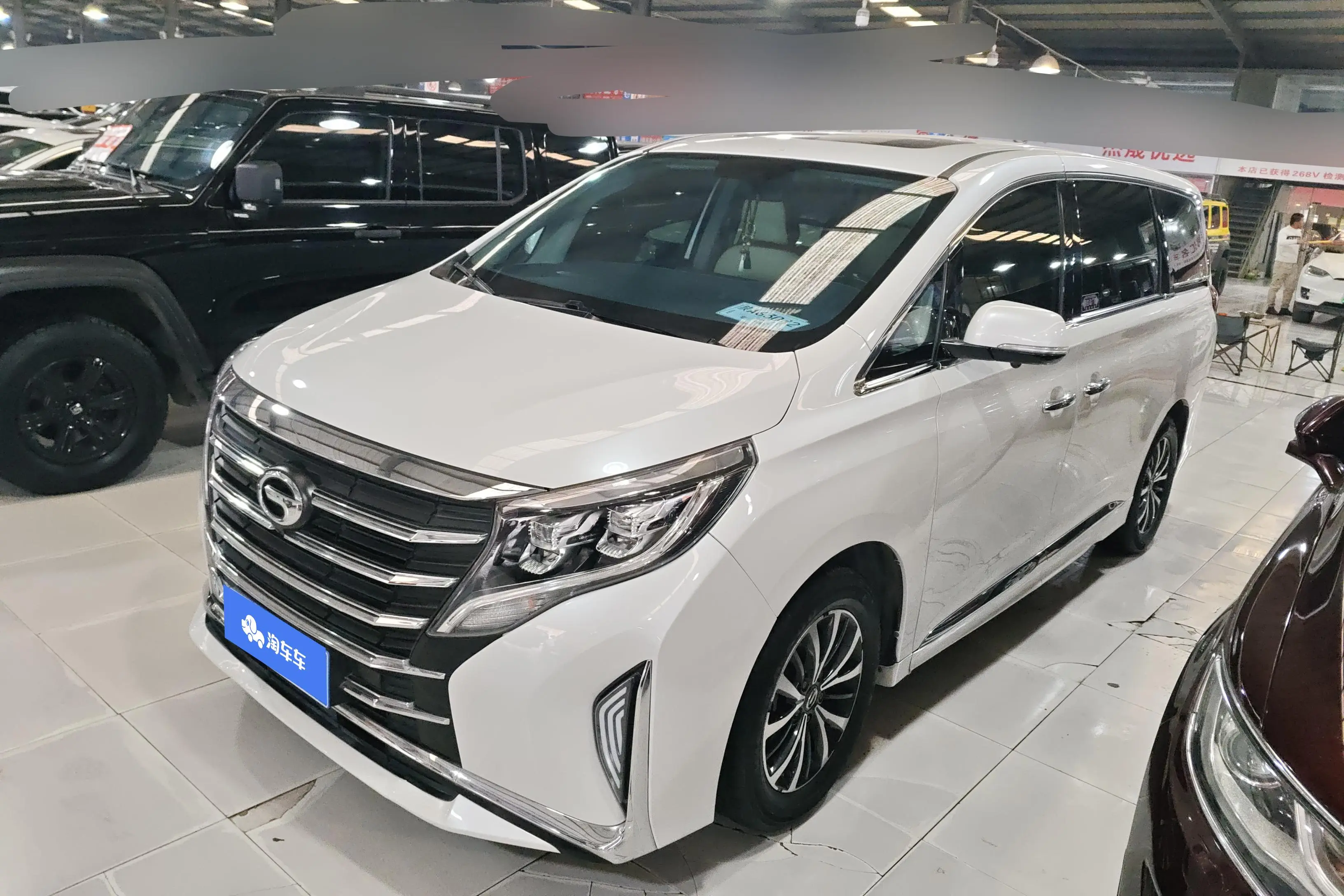 GAC Trumpchi M8  из Китая