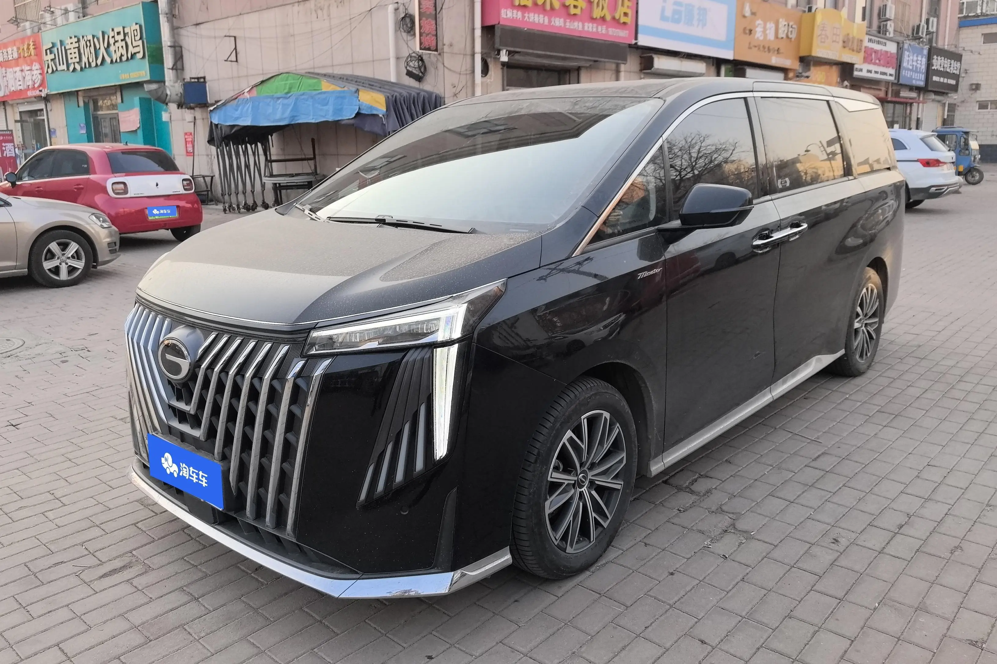 GAC Trumpchi M8  из Китая