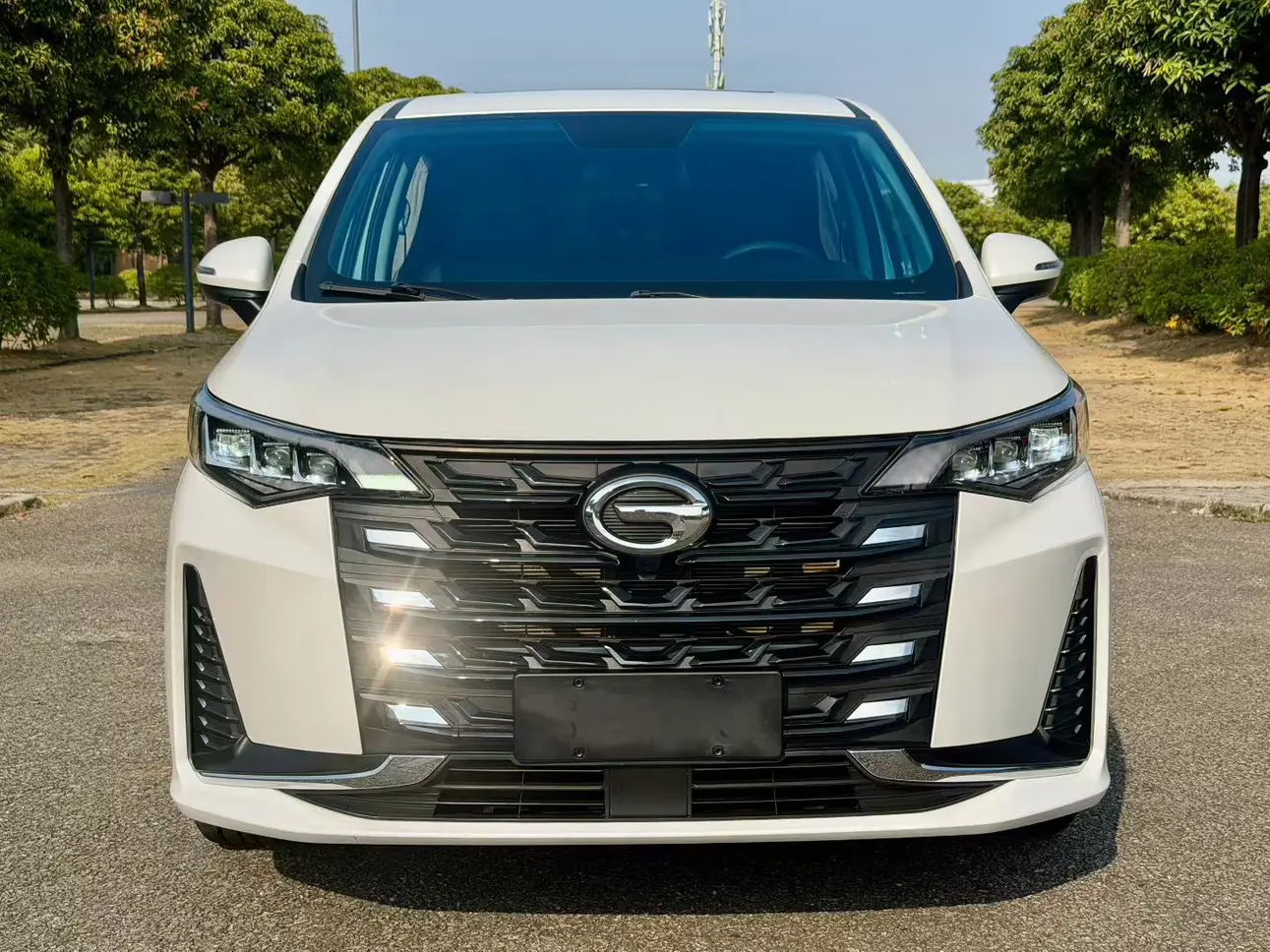 GAC Trumpchi M6  из Китая