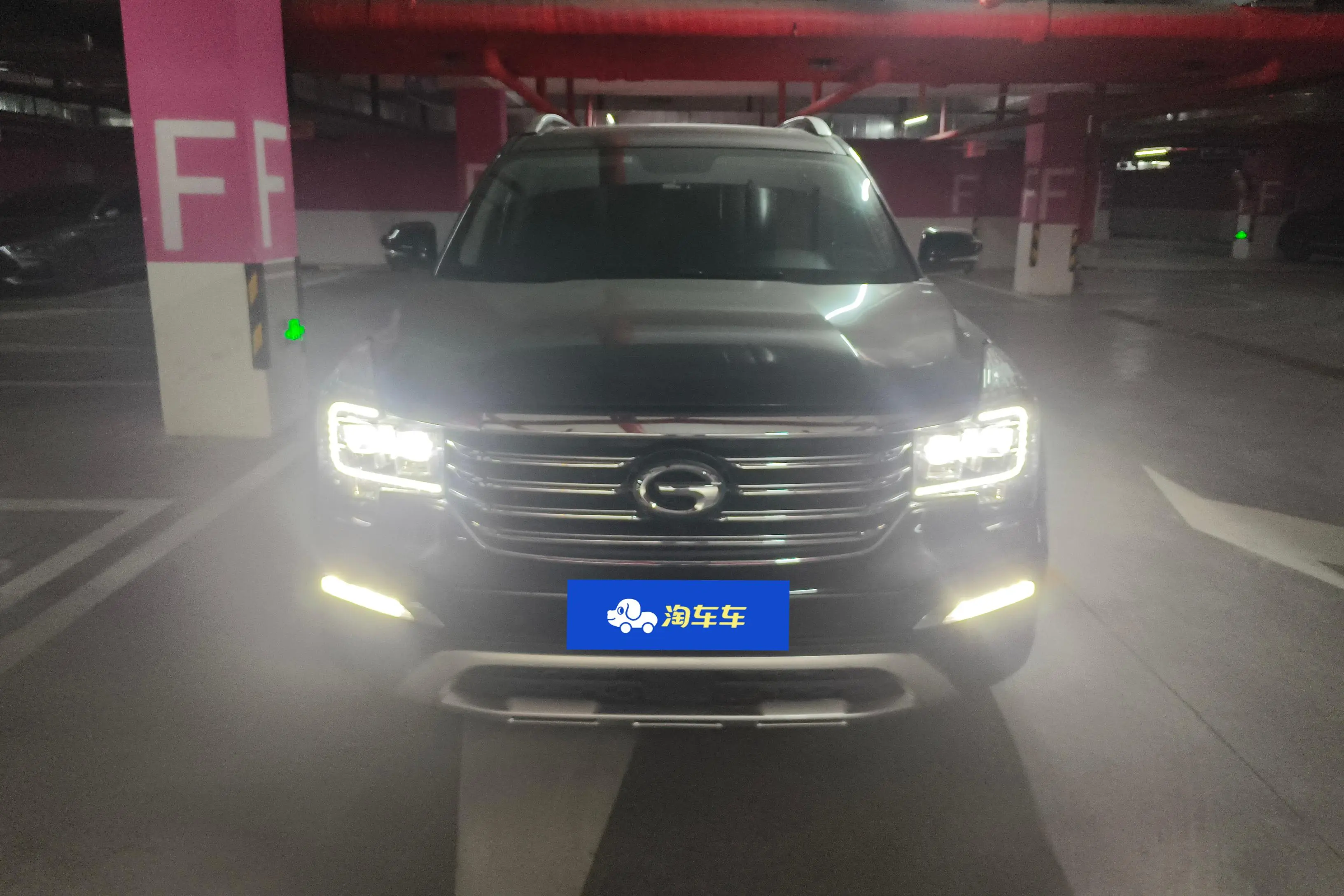 GAC Trumpchi GS8  из Китая
