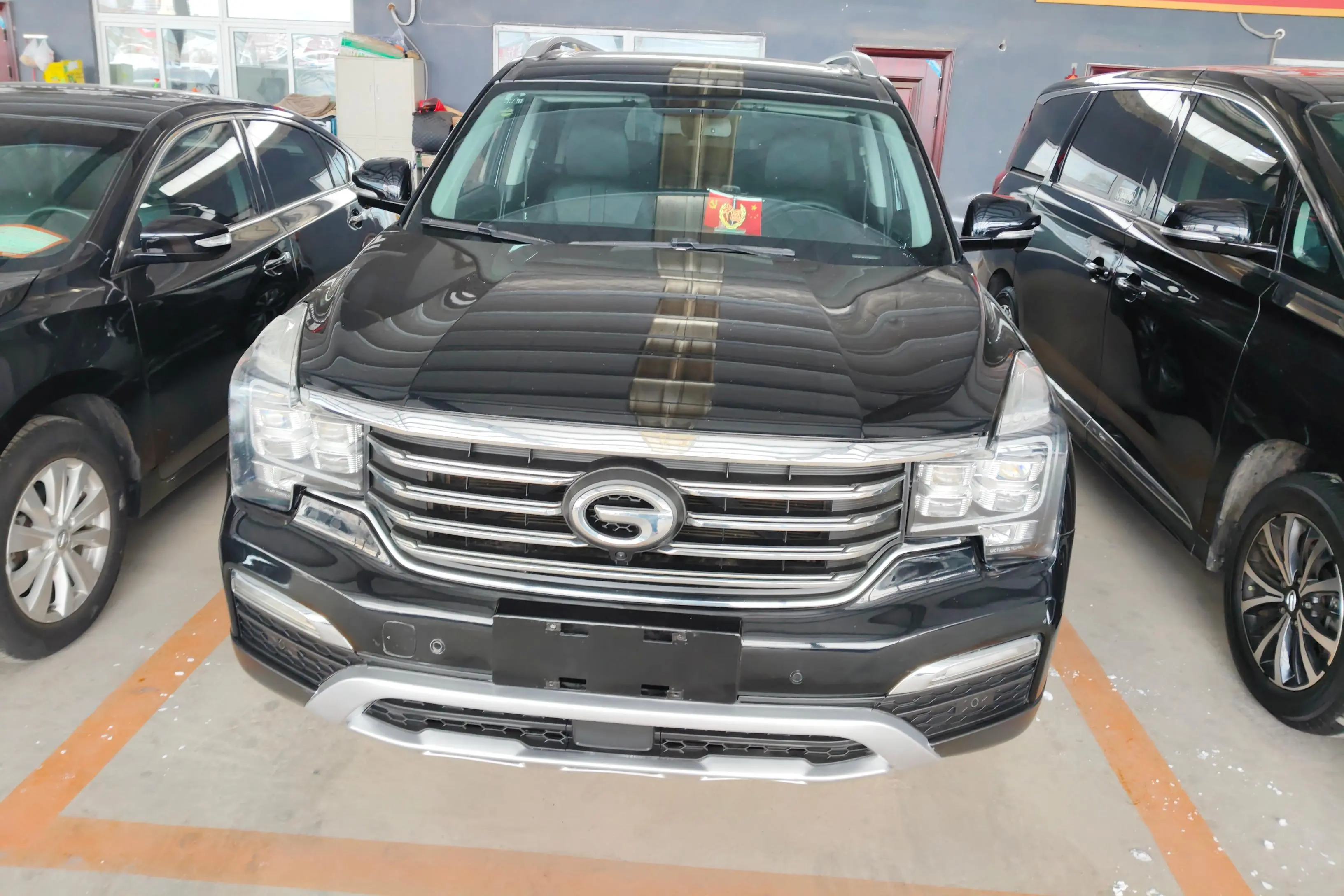 GAC Trumpchi GS8  из Китая