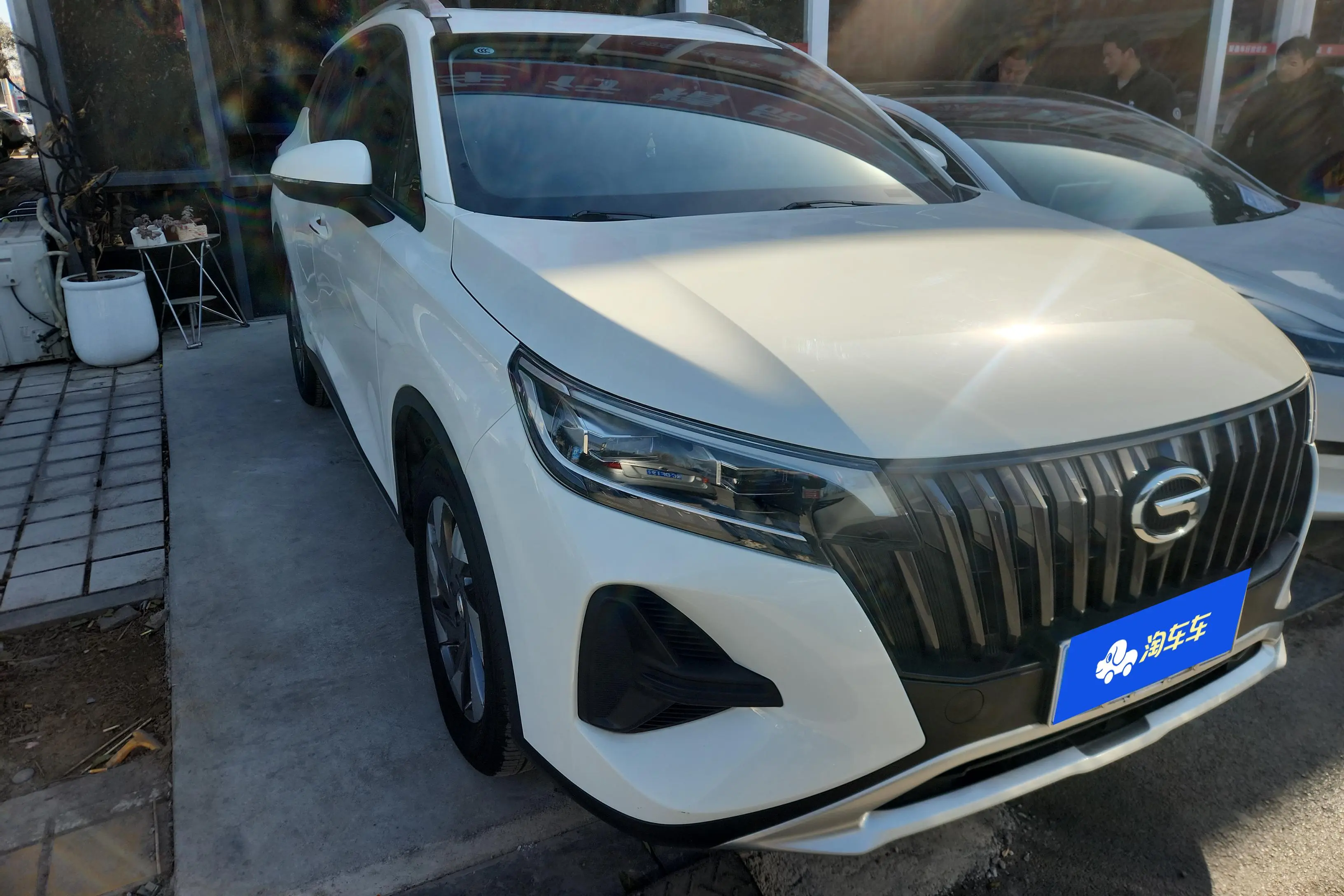 GAC Trumpchi GS4  из Китая