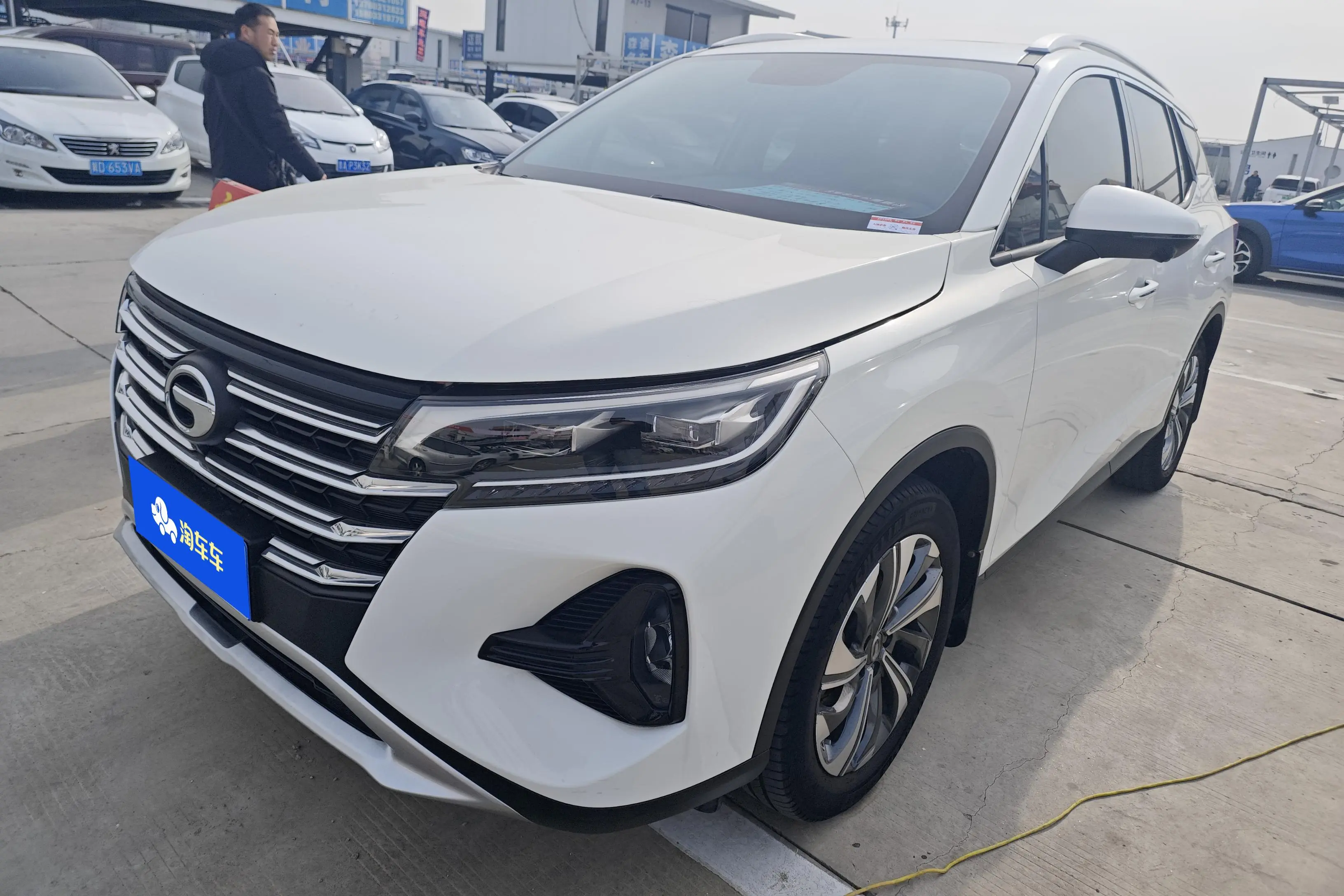GAC Trumpchi GS4  из Китая