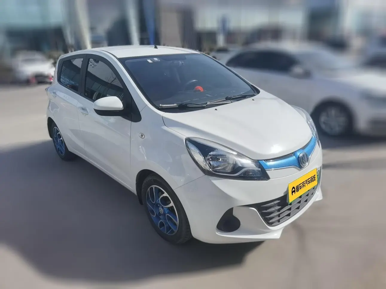 Changan Benben EV  из Китая