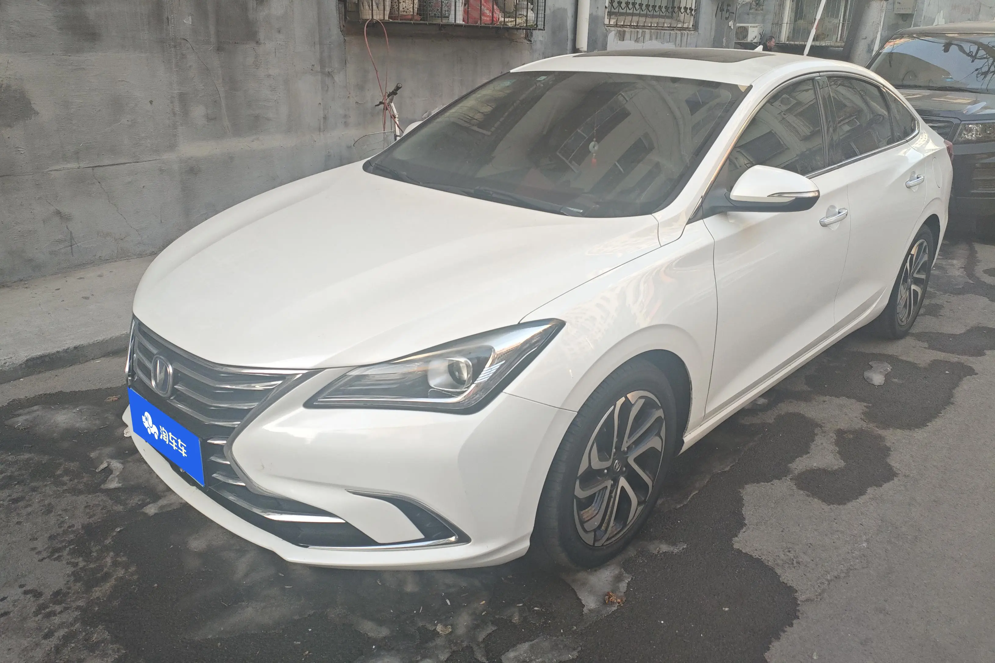 Changan Escape  из Китая