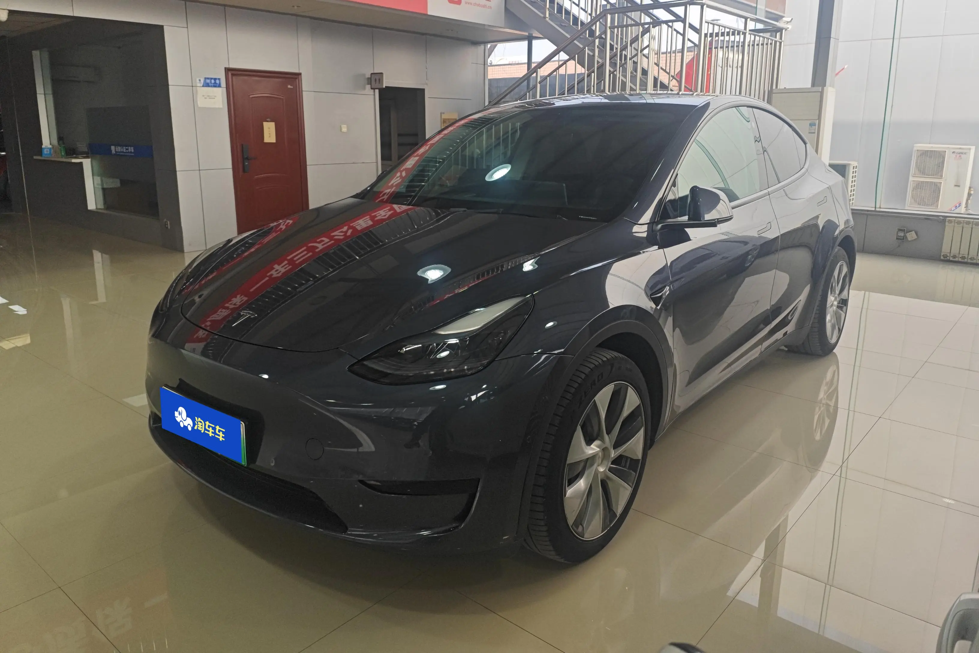 Tesla Model Y  из Китая