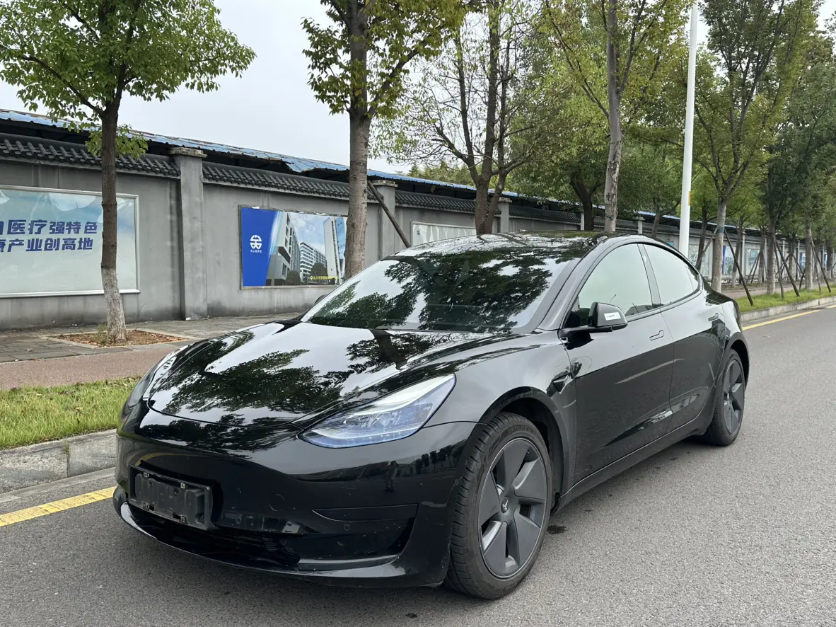 Tesla Model 3  из Китая