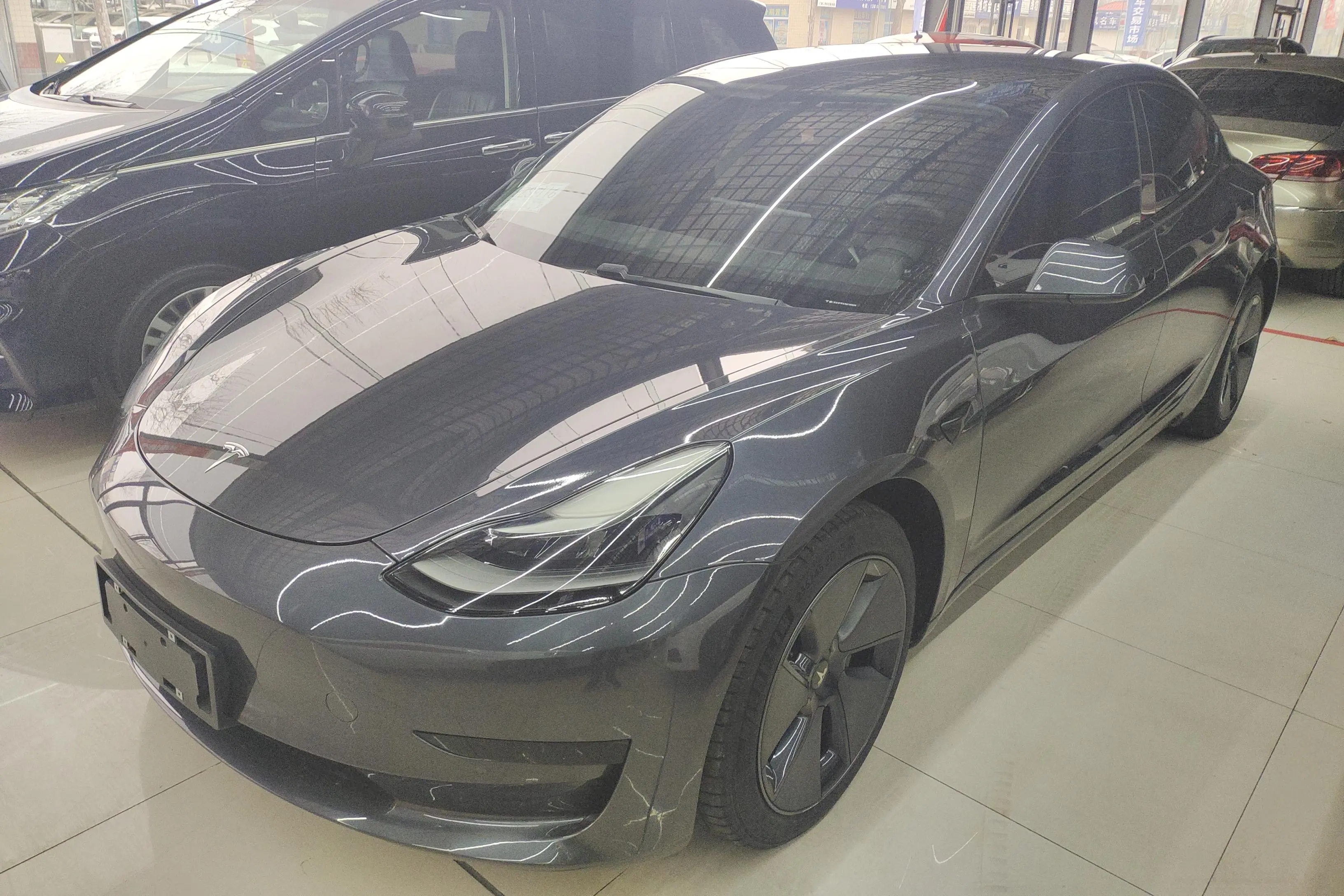 Tesla Model 3  из Китая