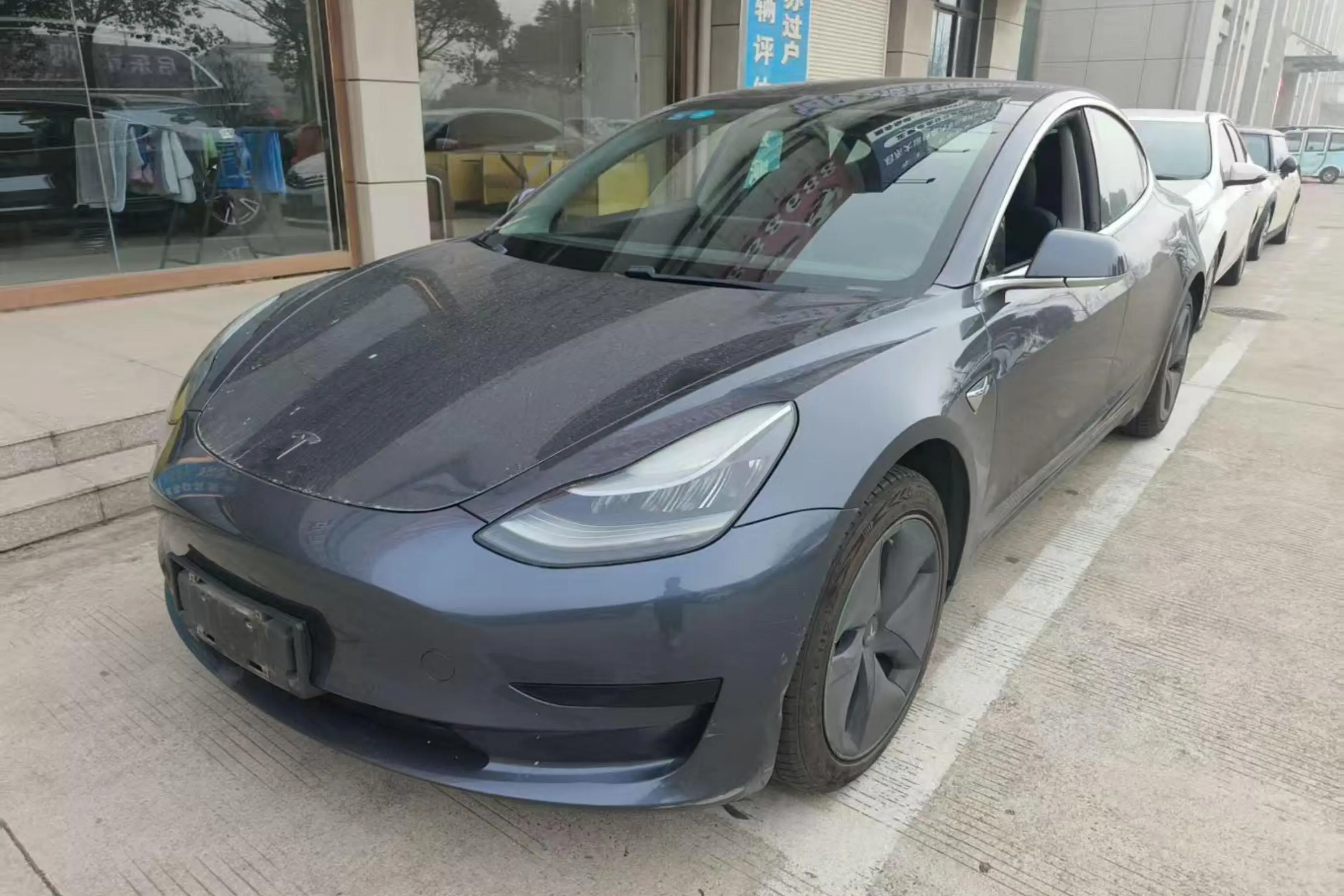Tesla Model 3  из Китая