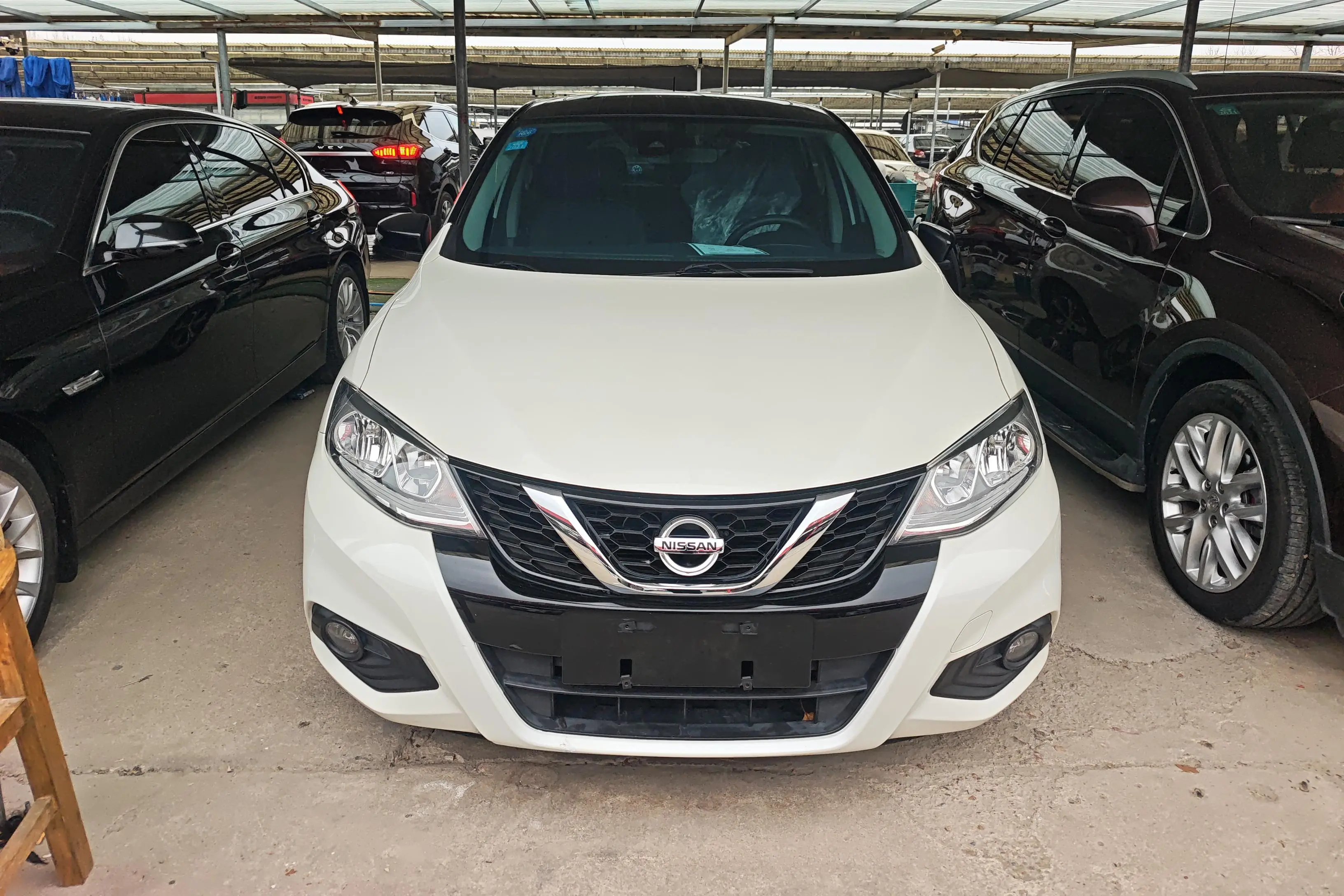 Nissan Tiida  из Китая