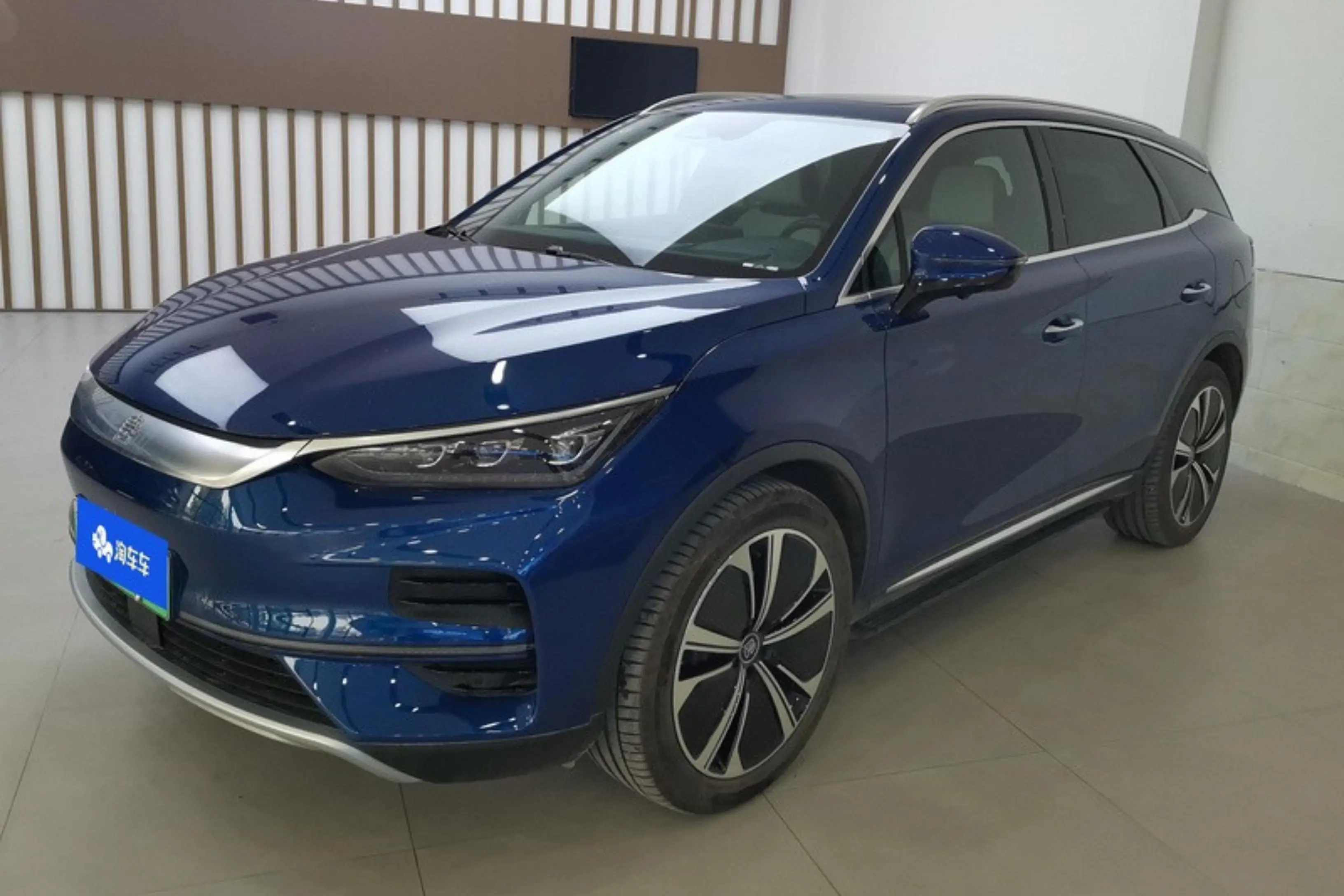 BYD Tang EV  из Китая