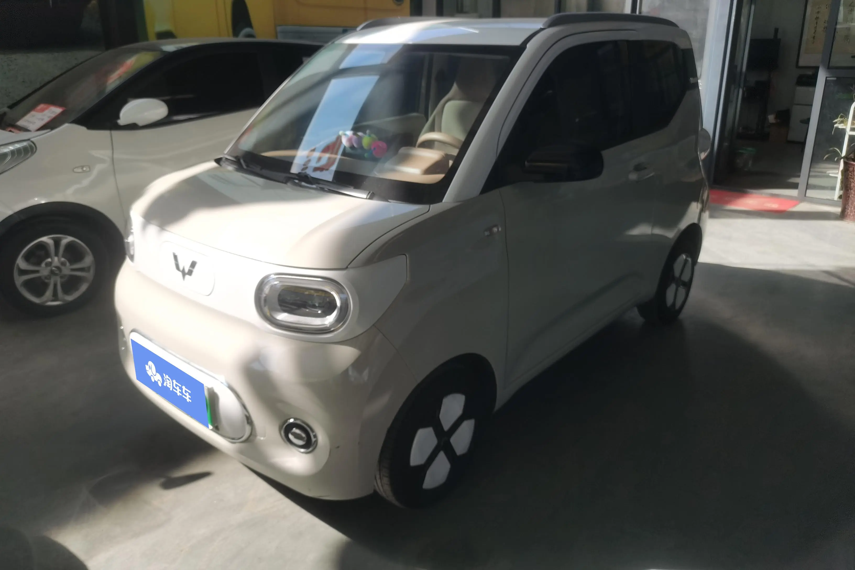 Wuling Hongguang MINIEV  из Китая