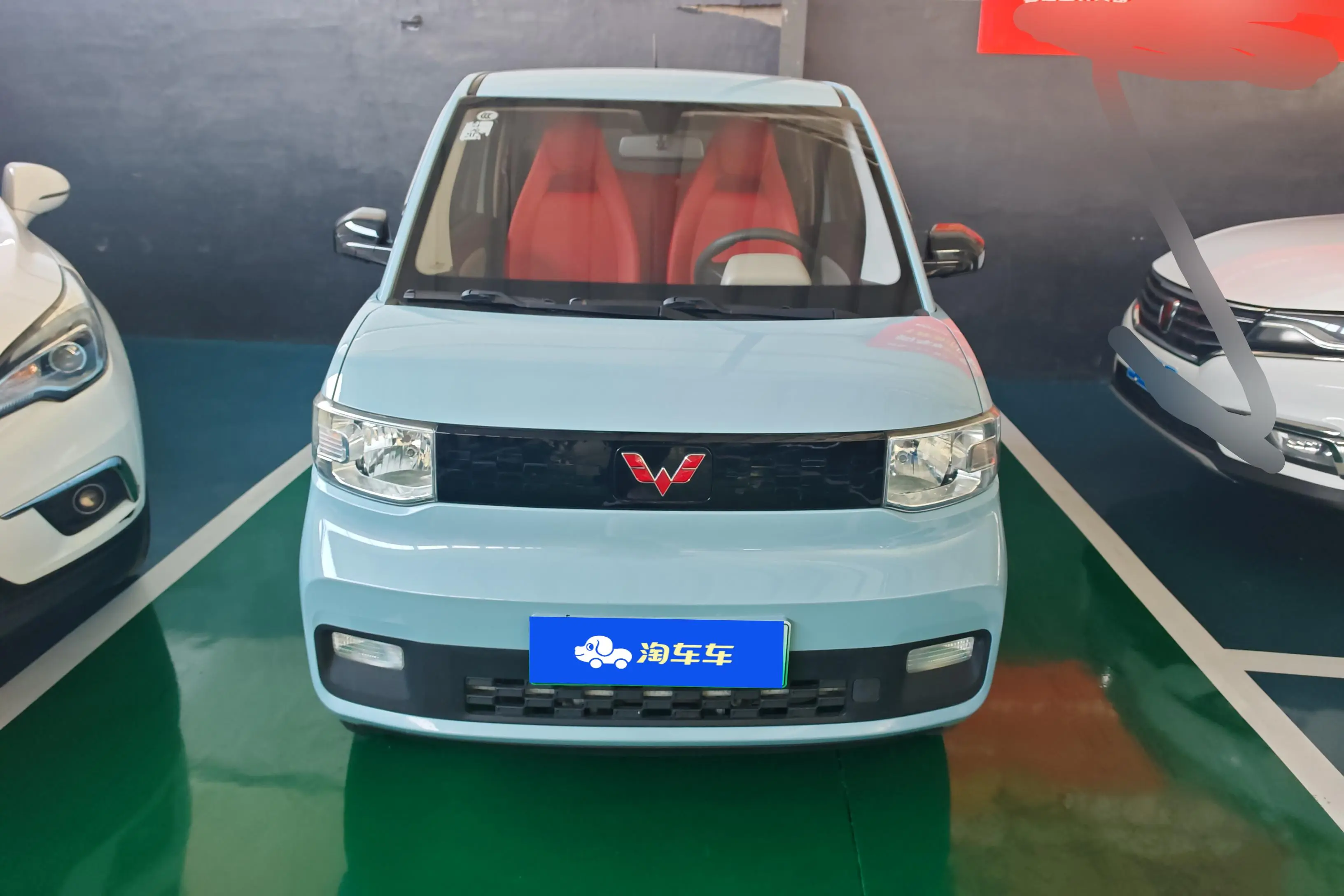 Wuling Hongguang MINIEV  из Китая