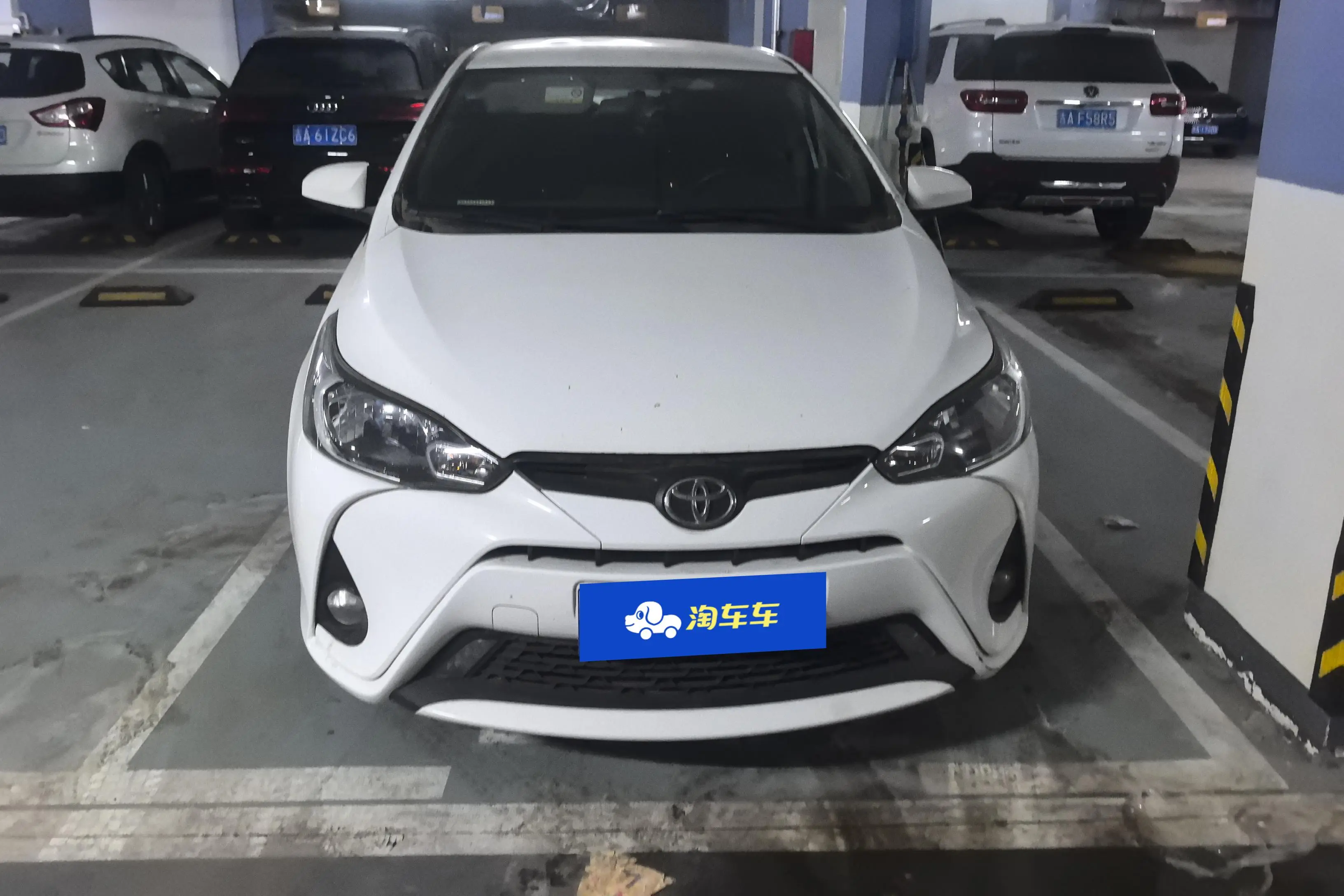 Toyota YARiS L Enjoy  из Китая