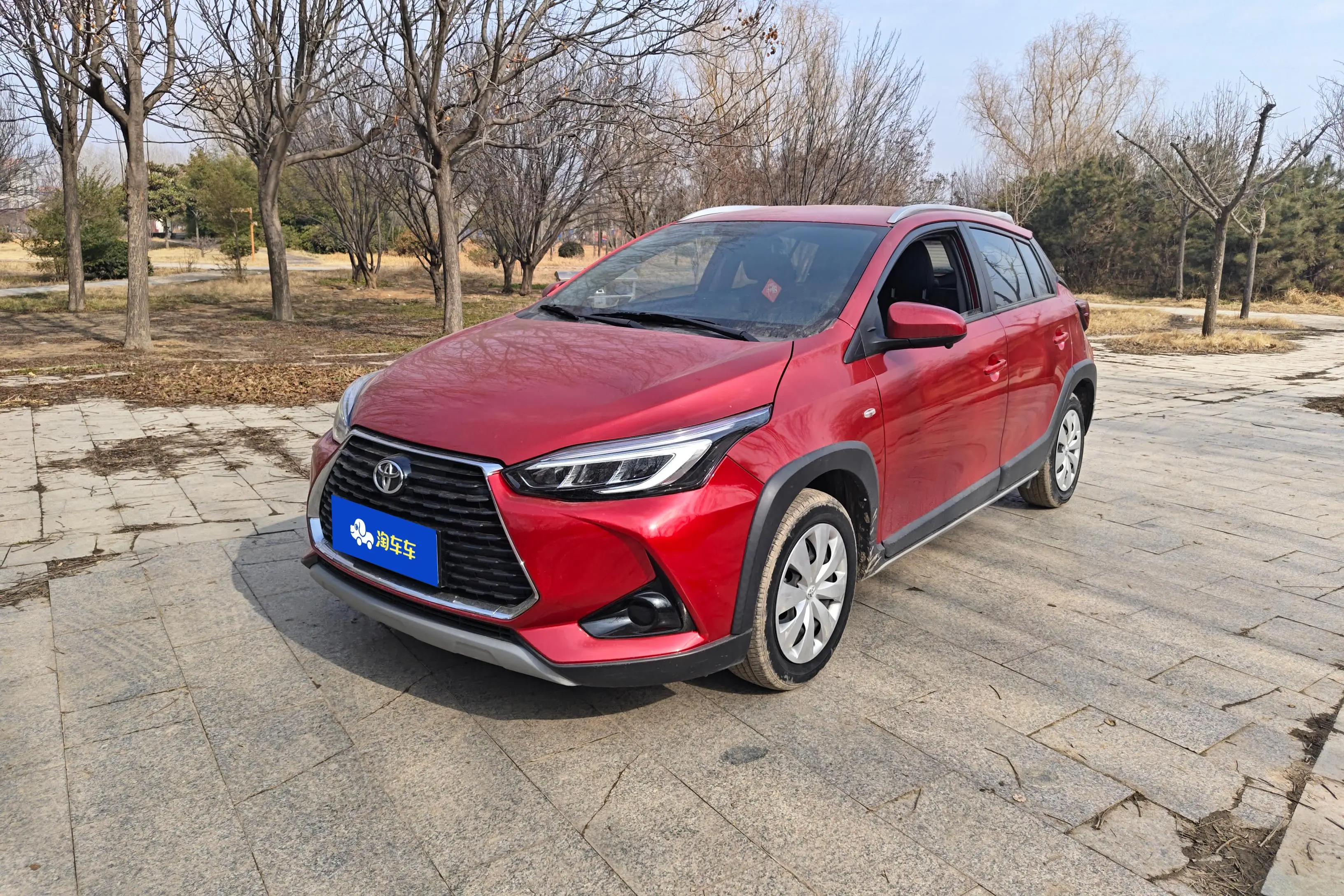 Toyota Yaris L  из Китая