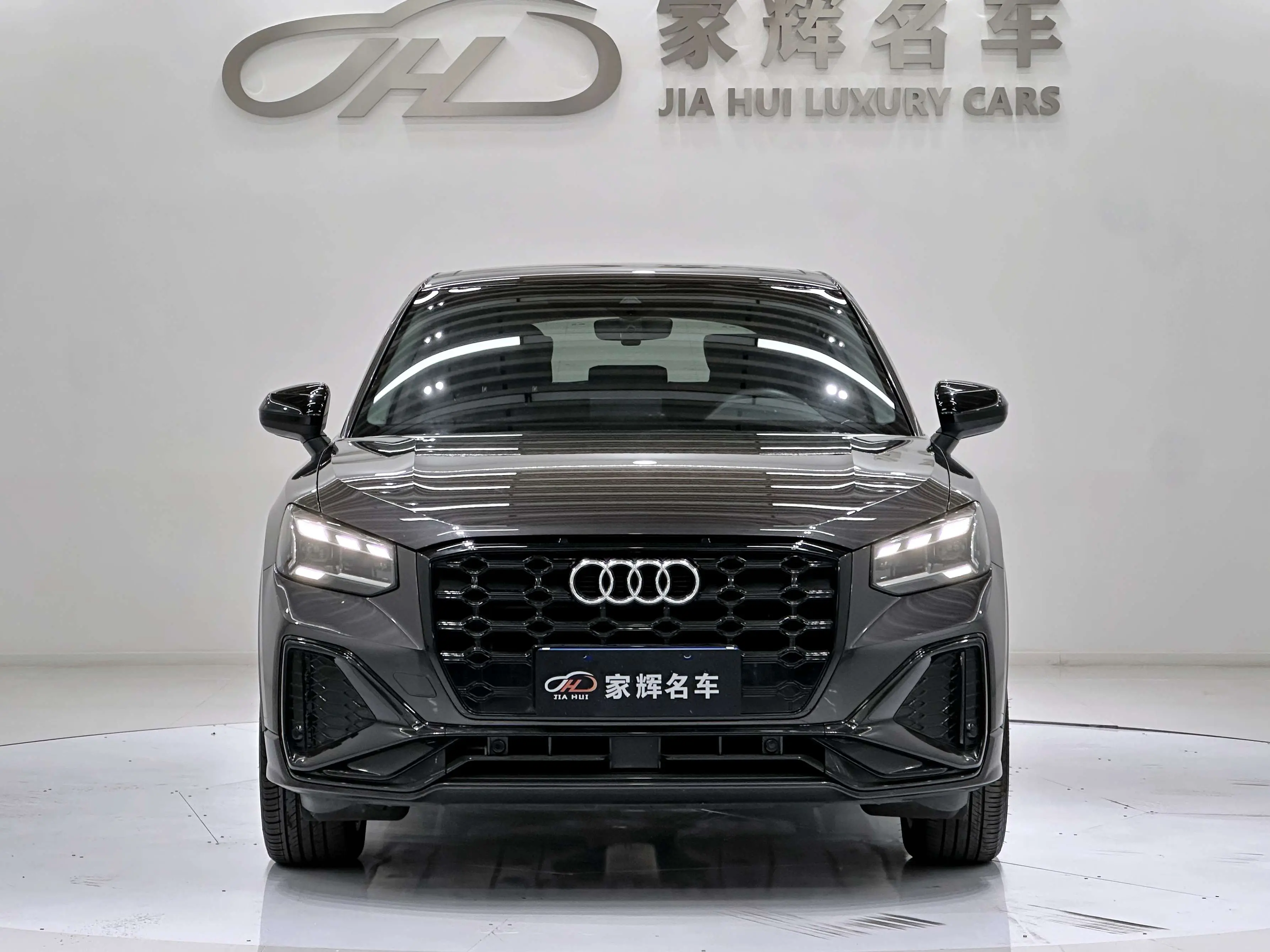 Audi Q2L  из Китая