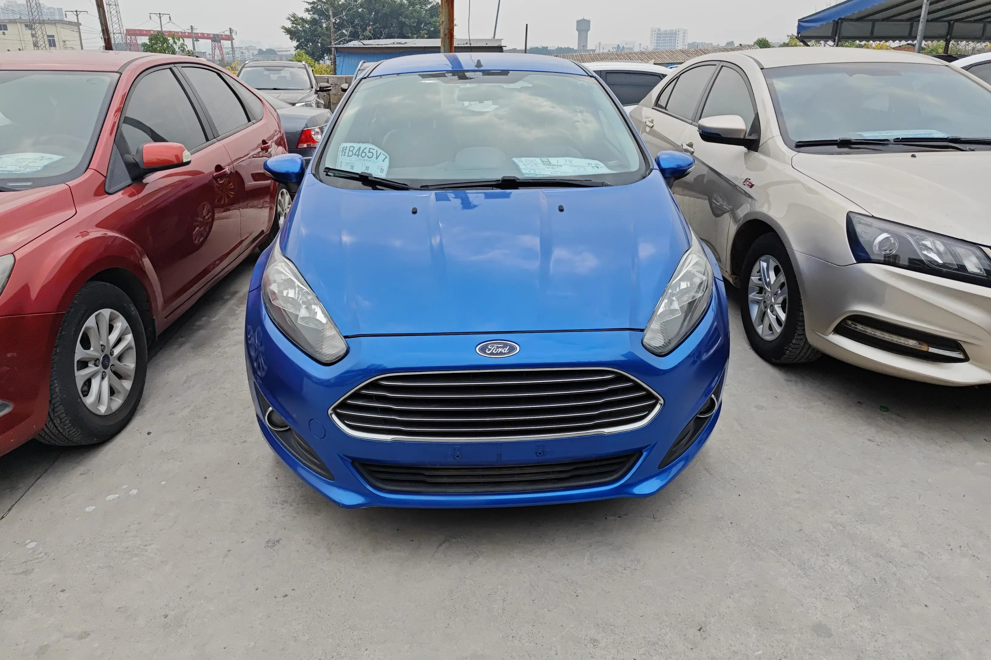 Ford Carnival  из Китая