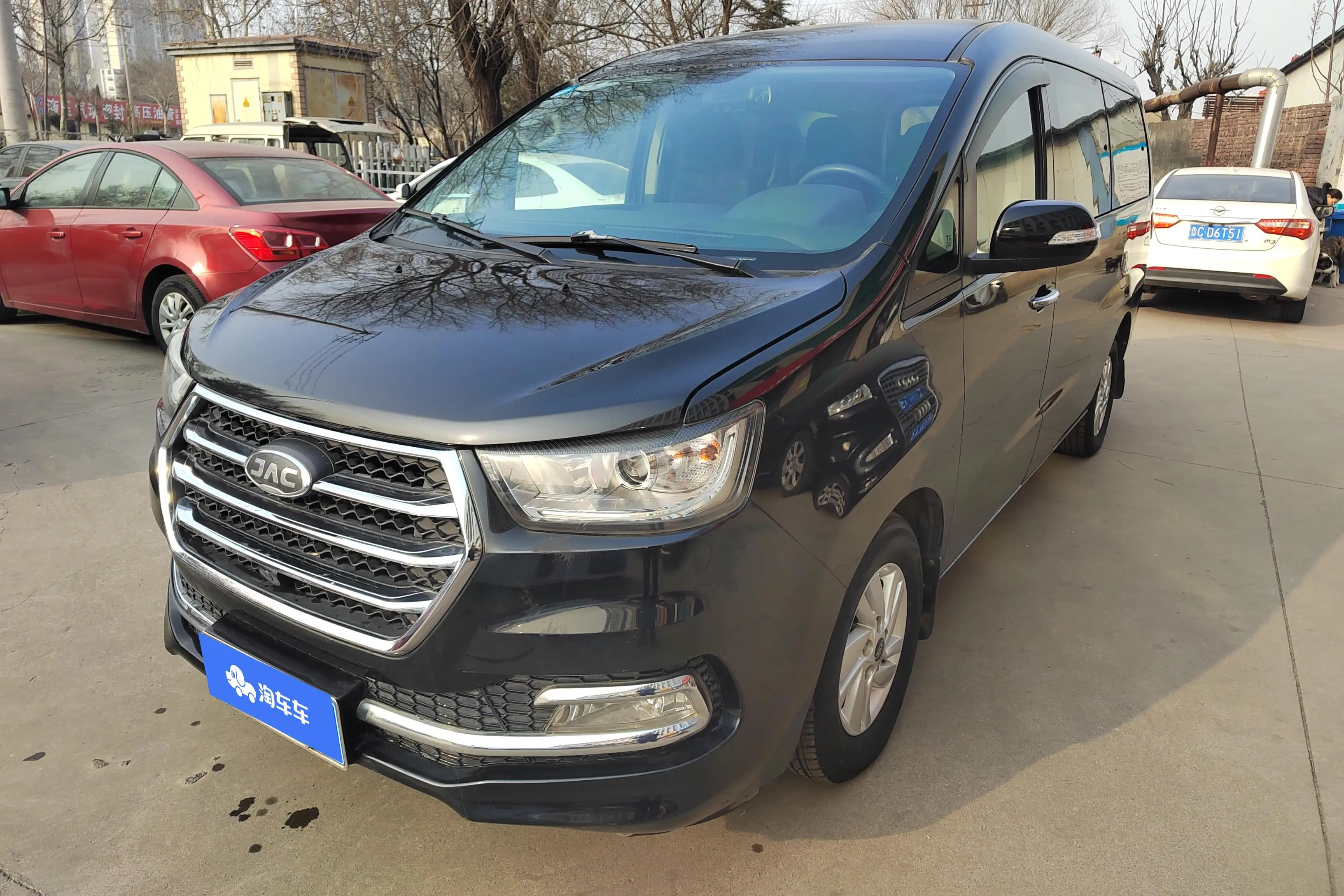 JAC Ruifeng M4  из Китая