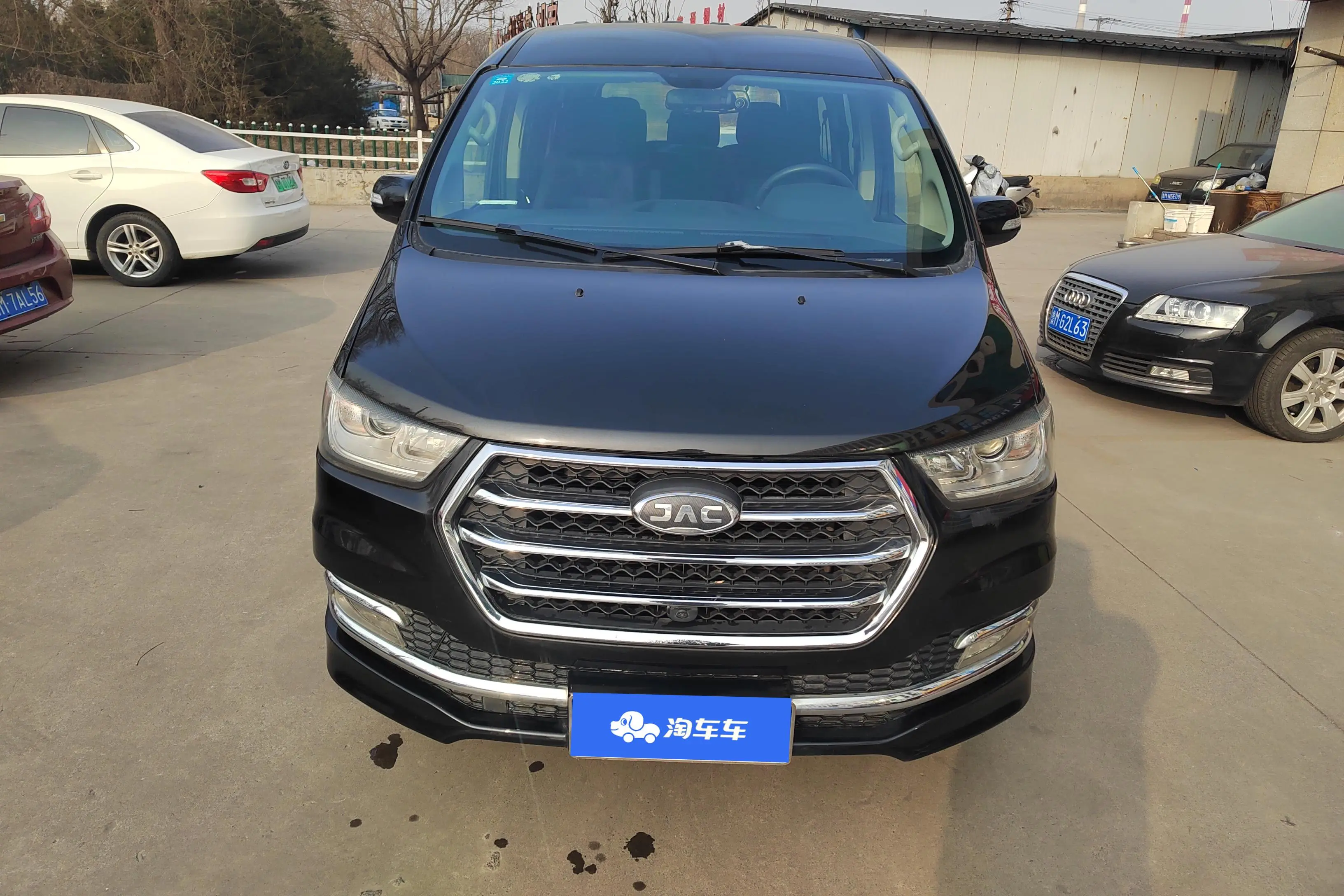 JAC Ruifeng M4  из Китая