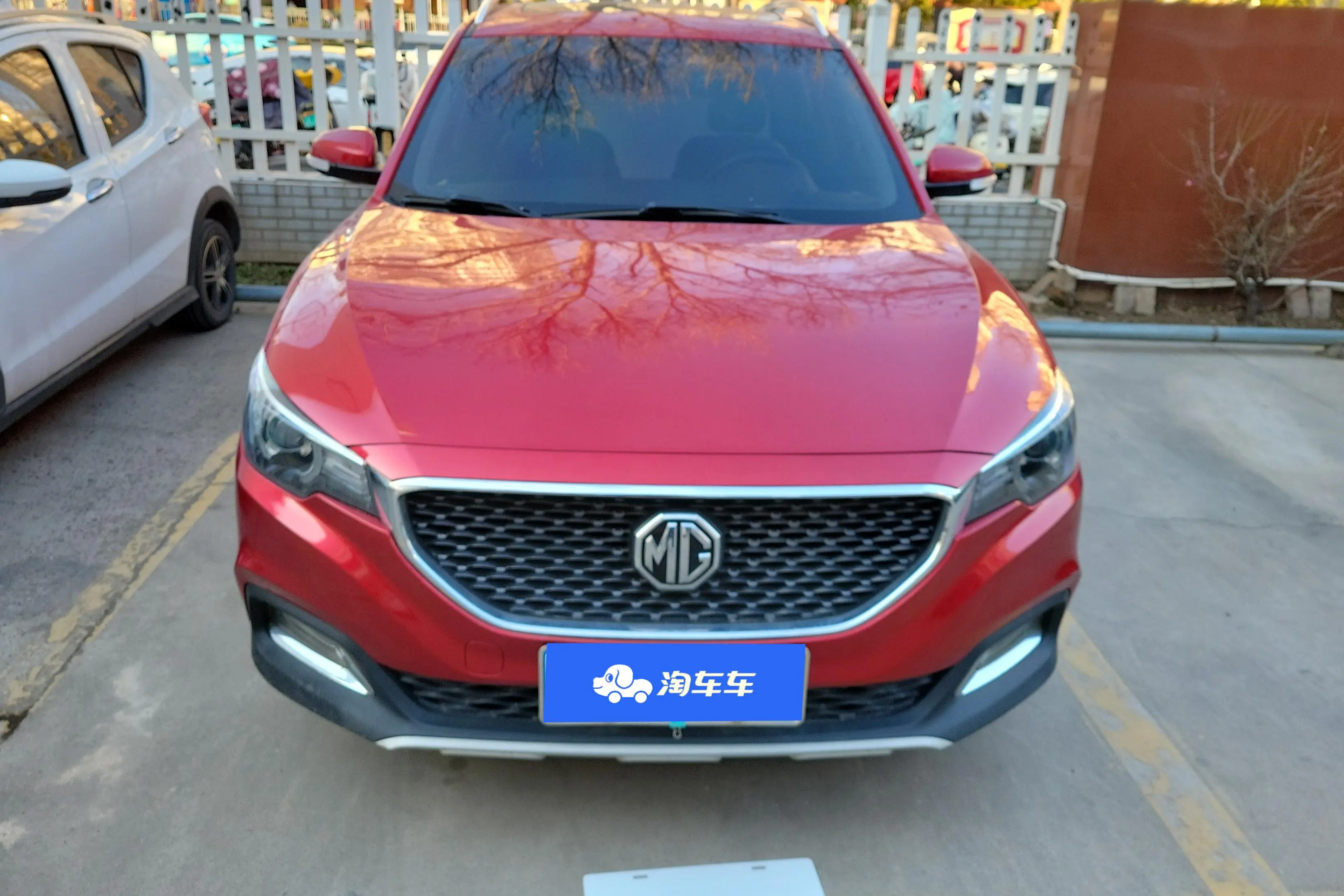 MG ZS  из Китая