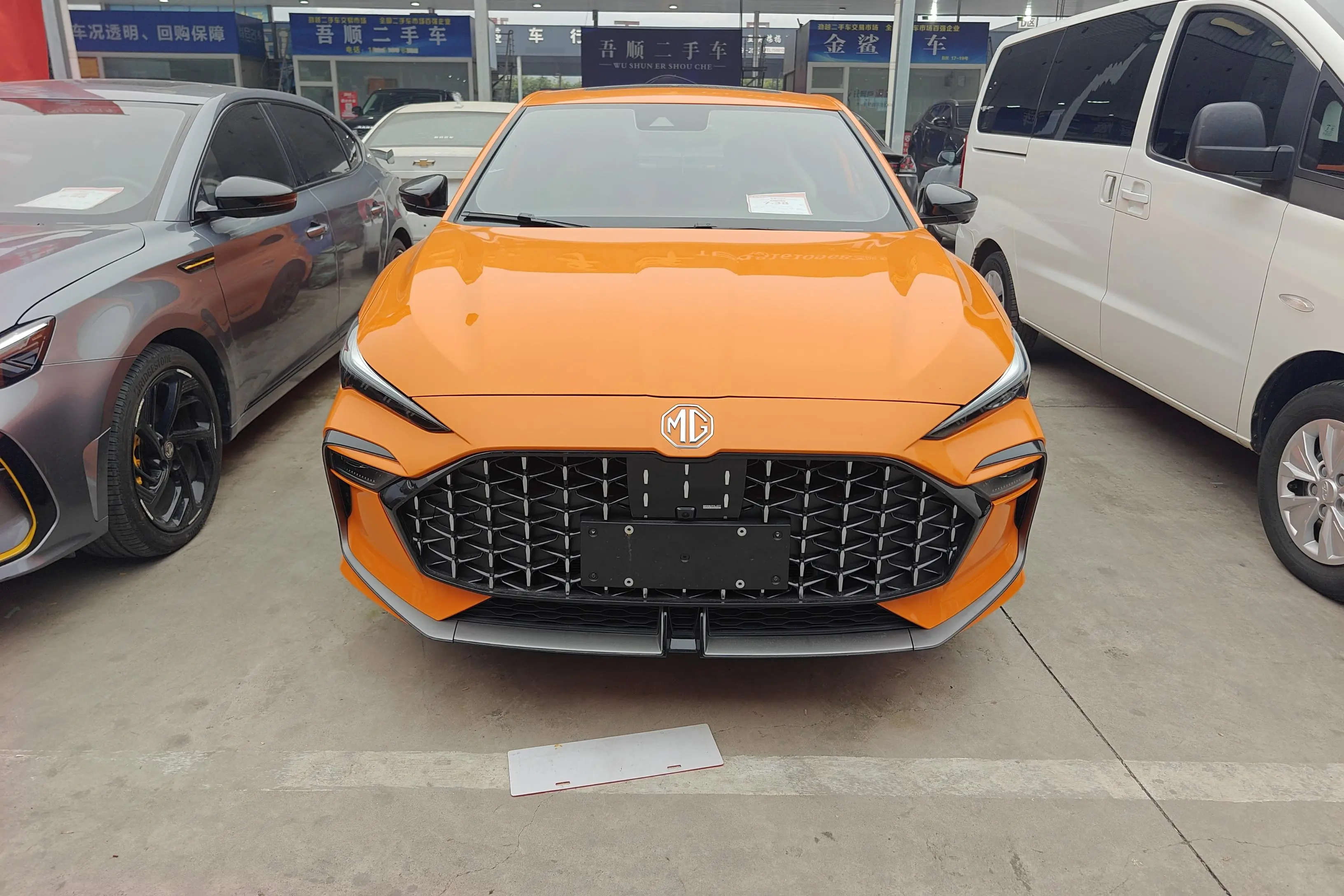 MG 6  из Китая