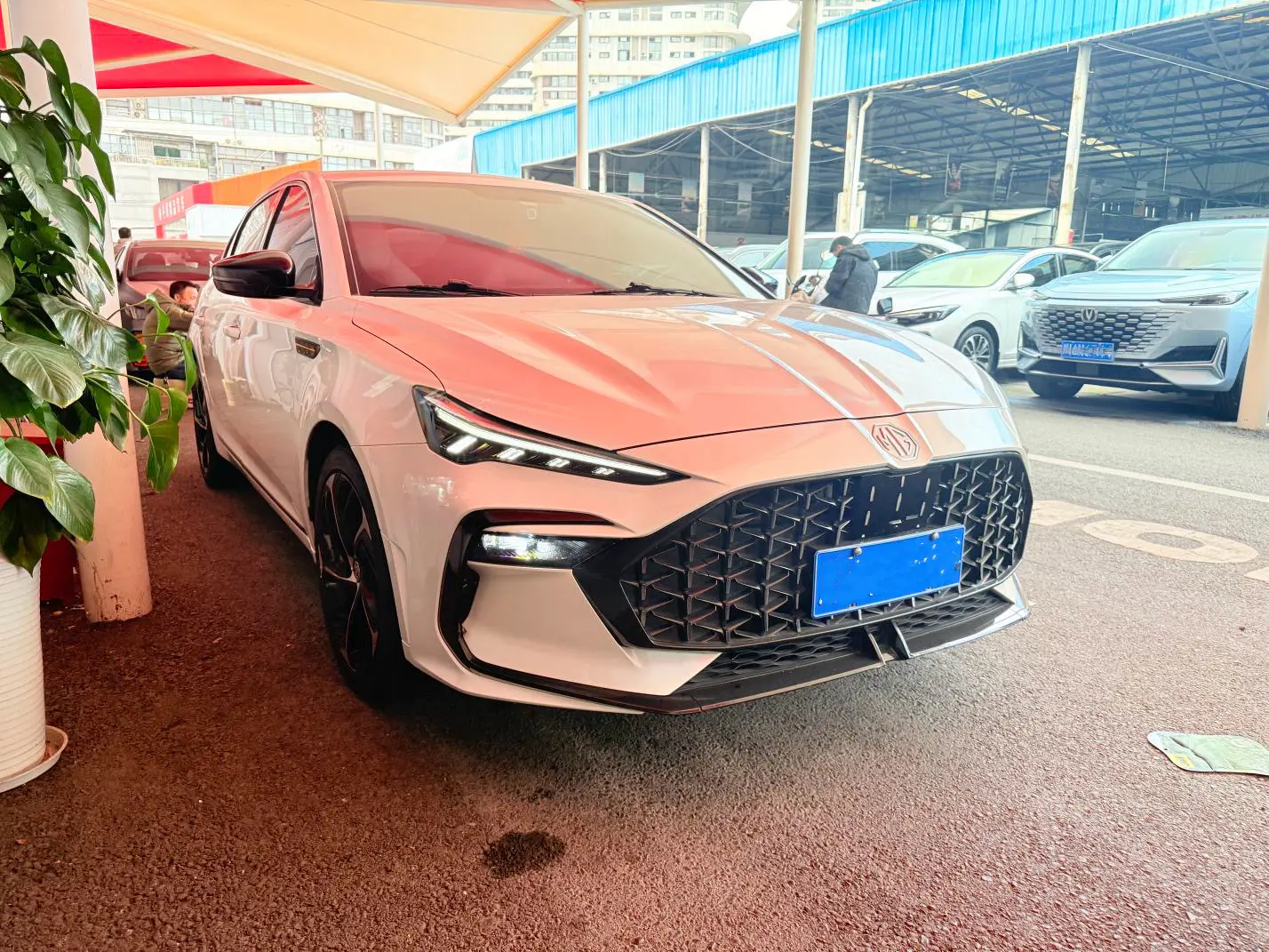 MG 6  из Китая