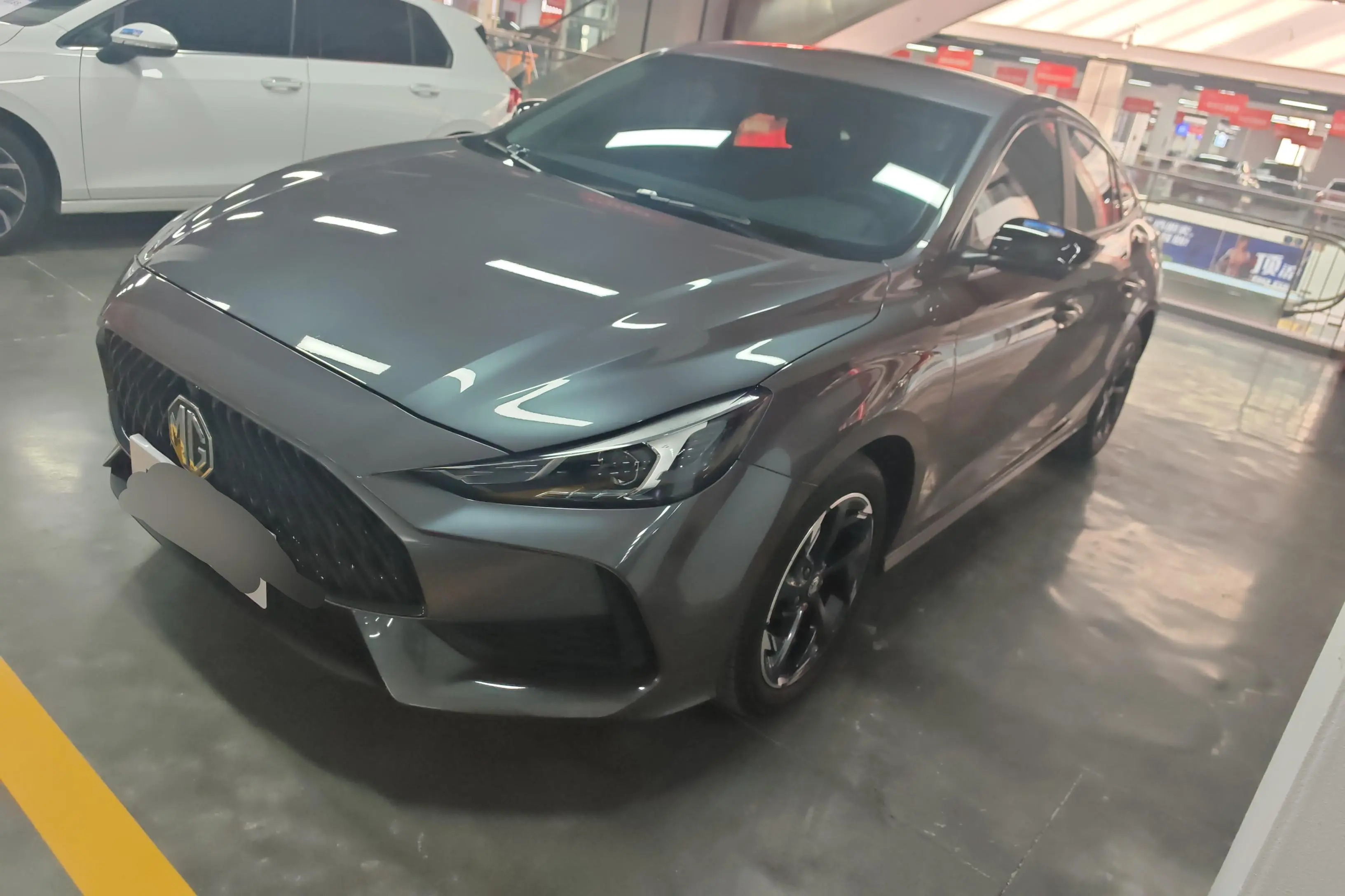 MG 5  из Китая