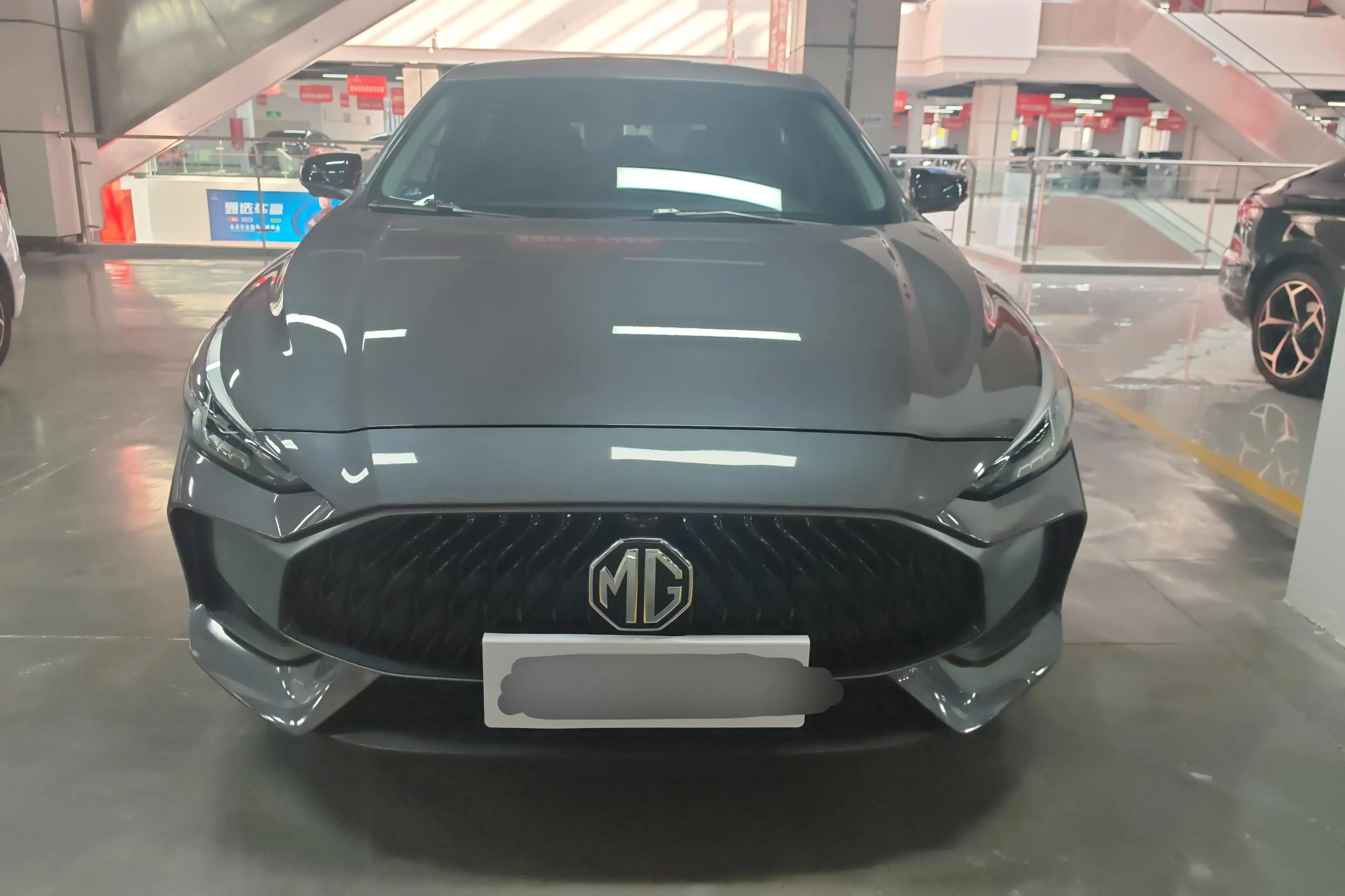 MG 5  из Китая