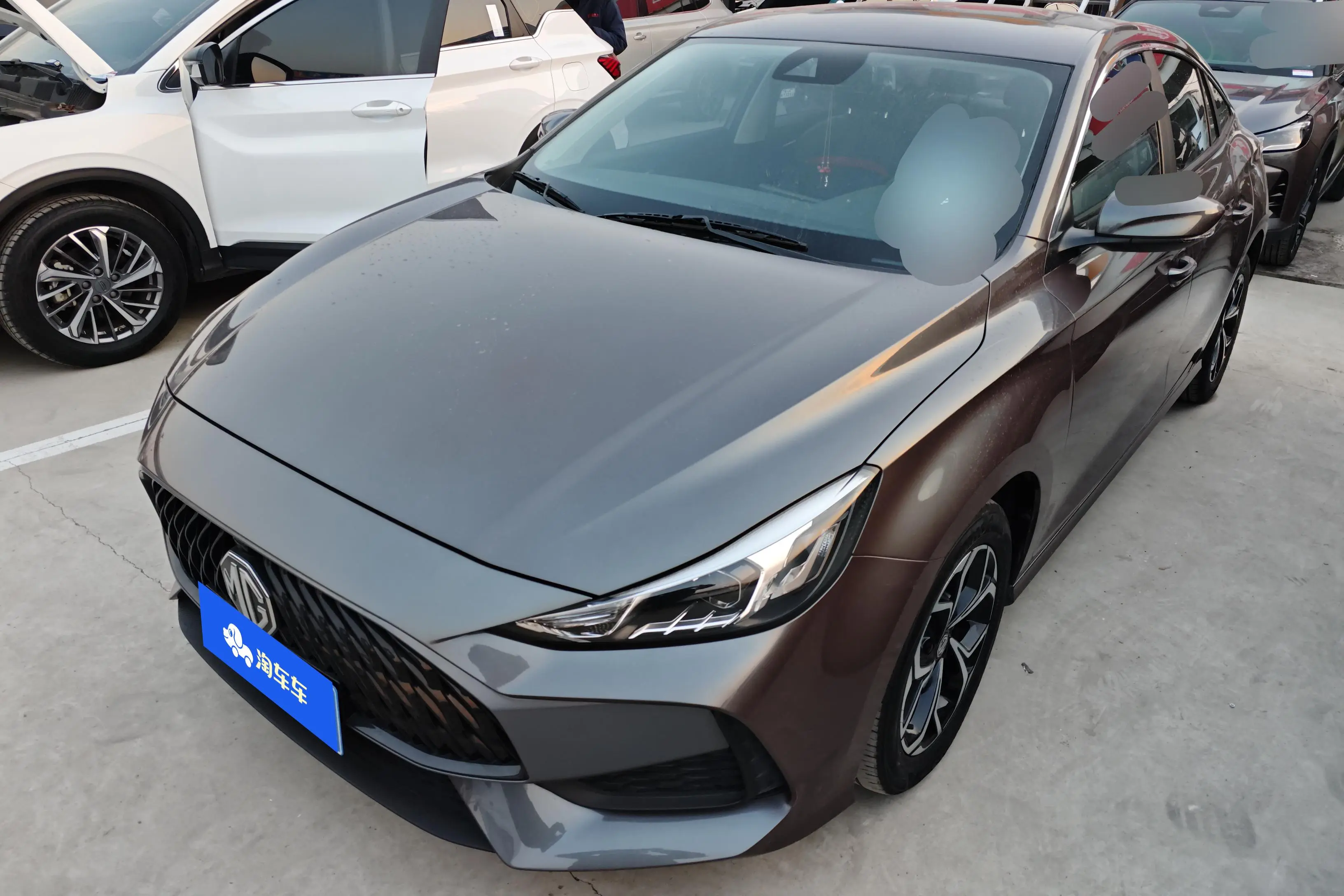 MG 5  из Китая