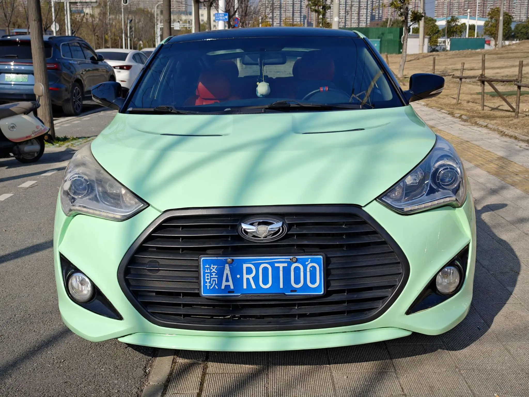 Hyundai Veloster  из Китая