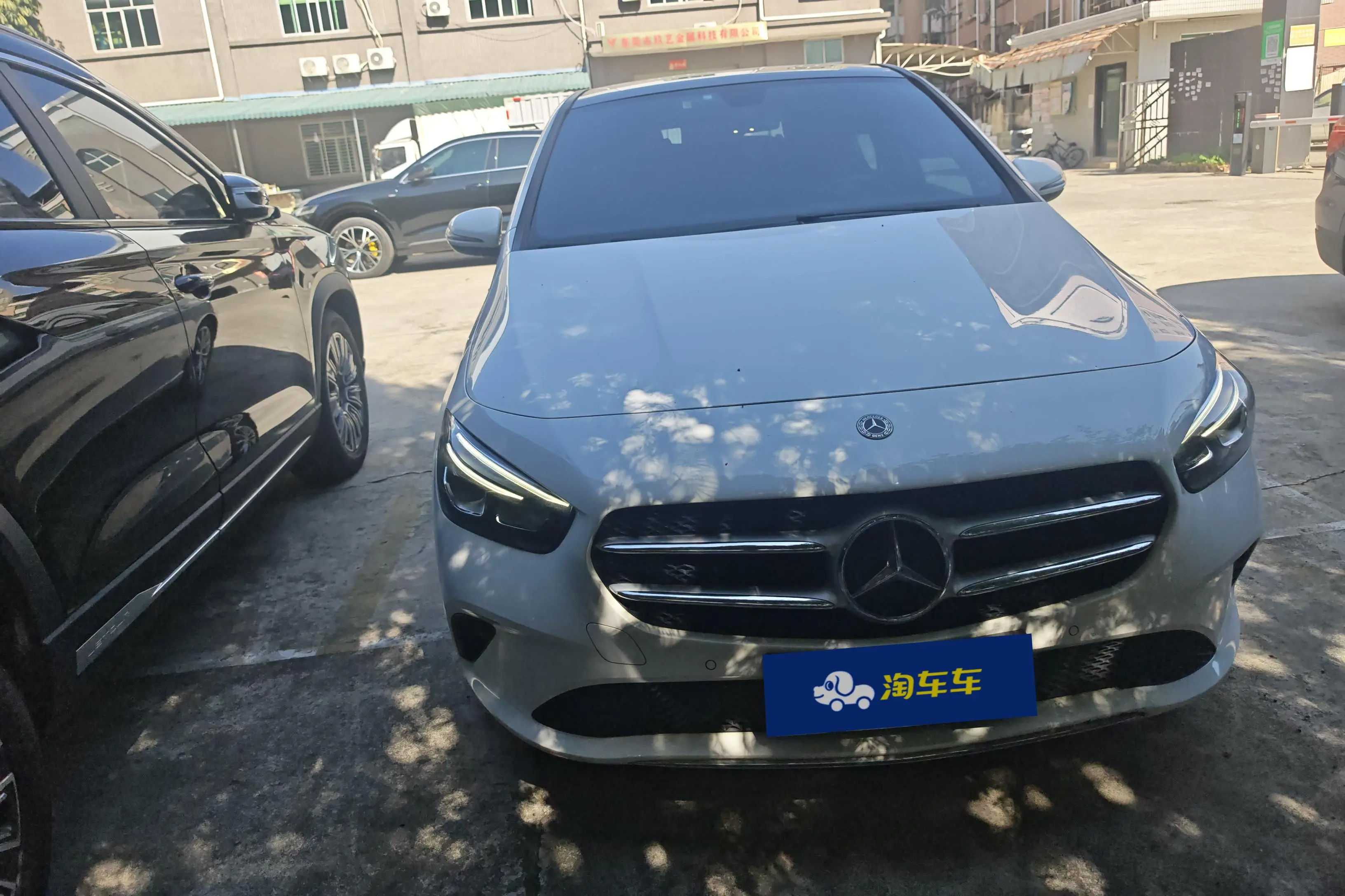 Mercedes-Benz Mercedes Benz B Class  из Китая