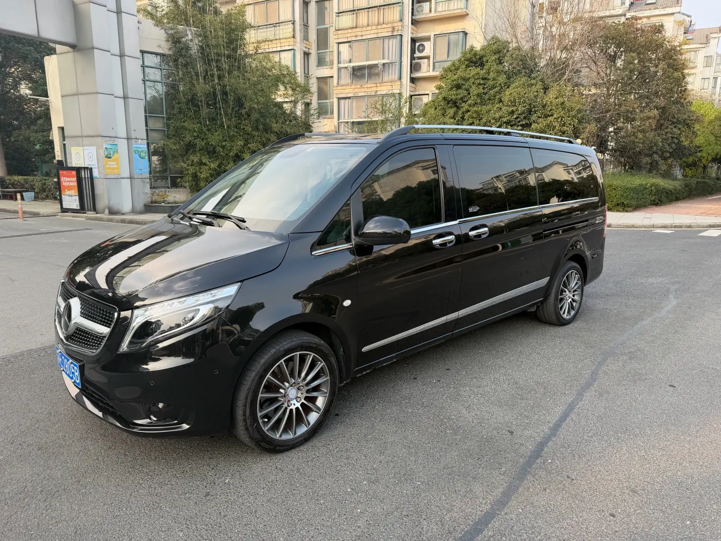 Mercedes-Benz Vito  из Китая